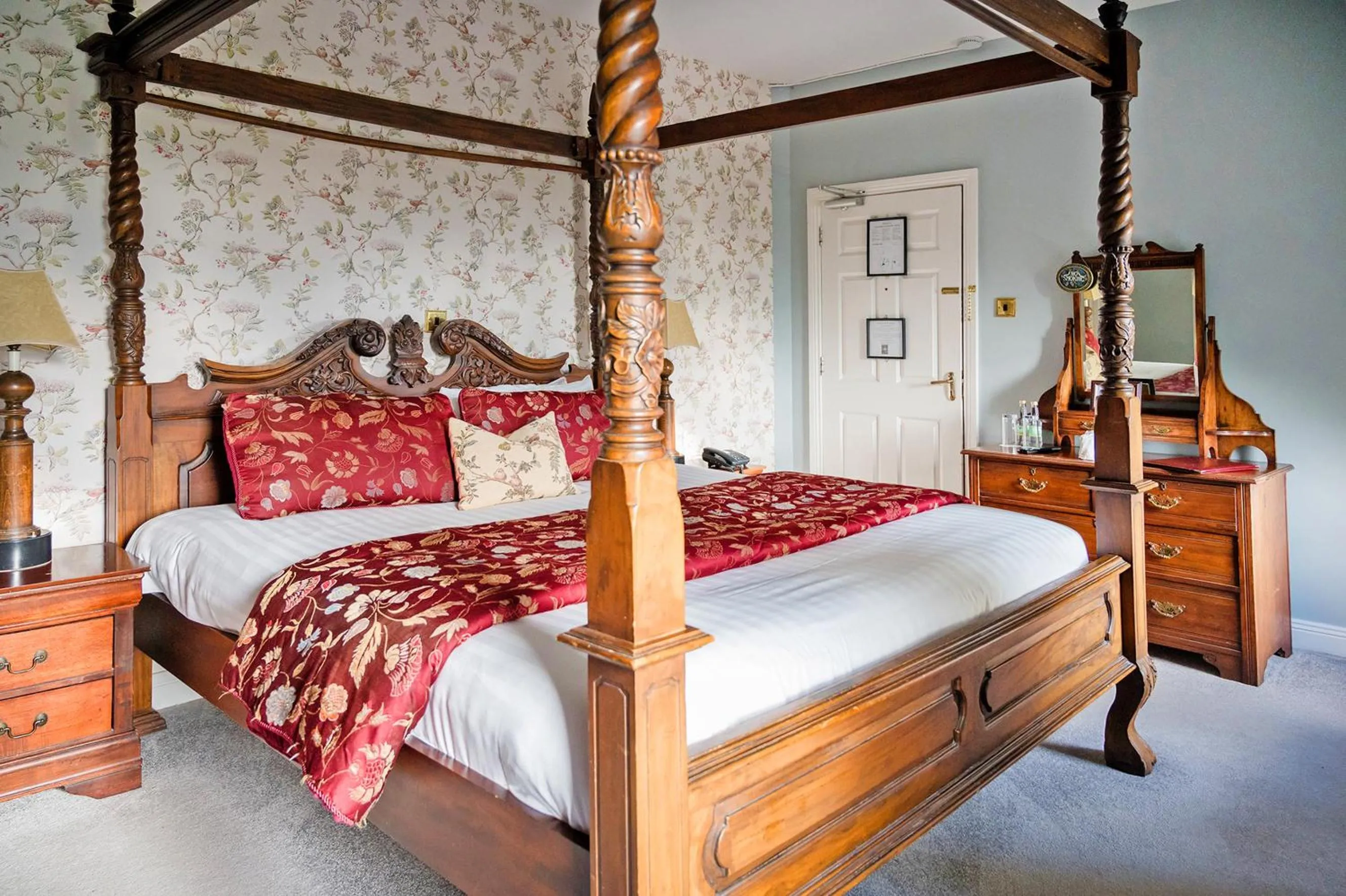 Bed in Carrygerry Country House