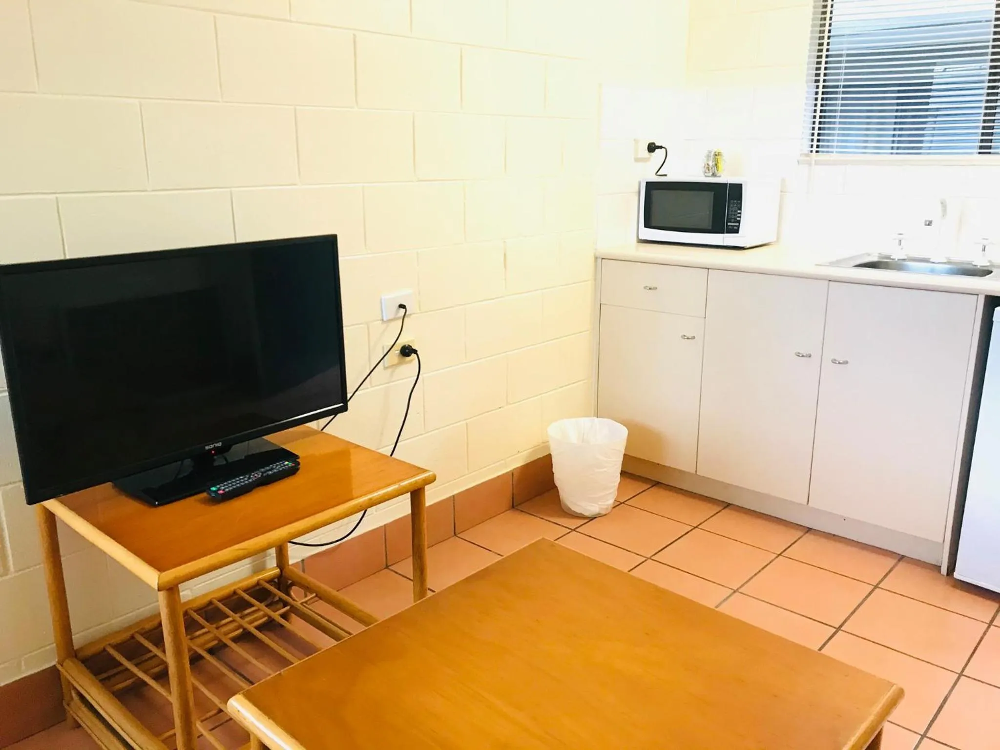 TV and multimedia in Koala Beach Resort Cairns