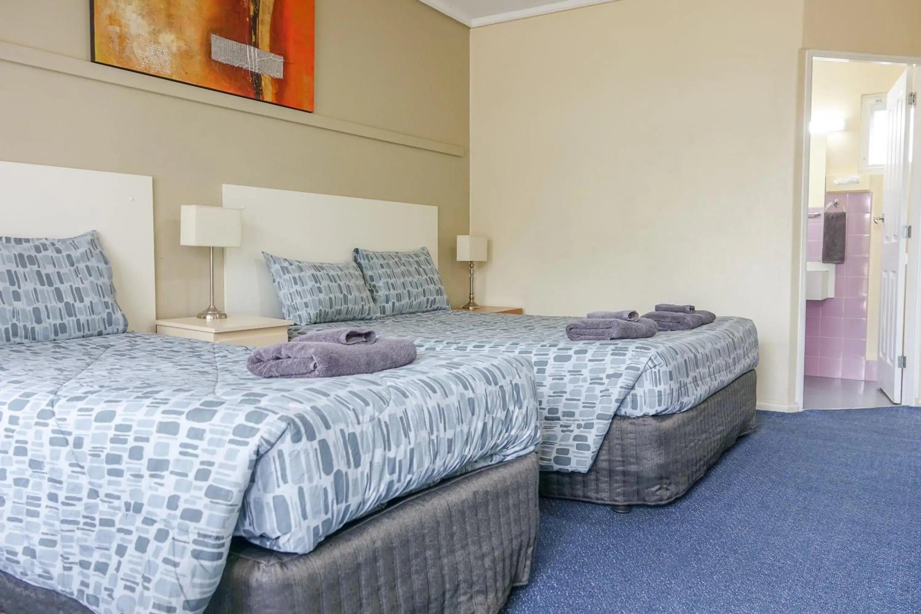 Twin Room in Bairnsdale Main Motel Twin Room in Bairnsdale Main Motel