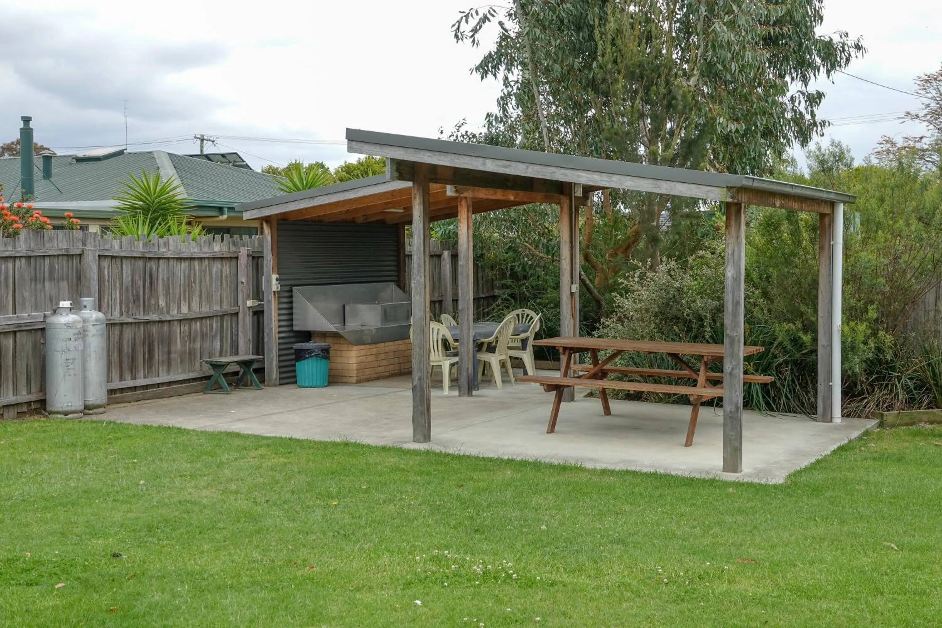 Patio in Bairnsdale Main Motel