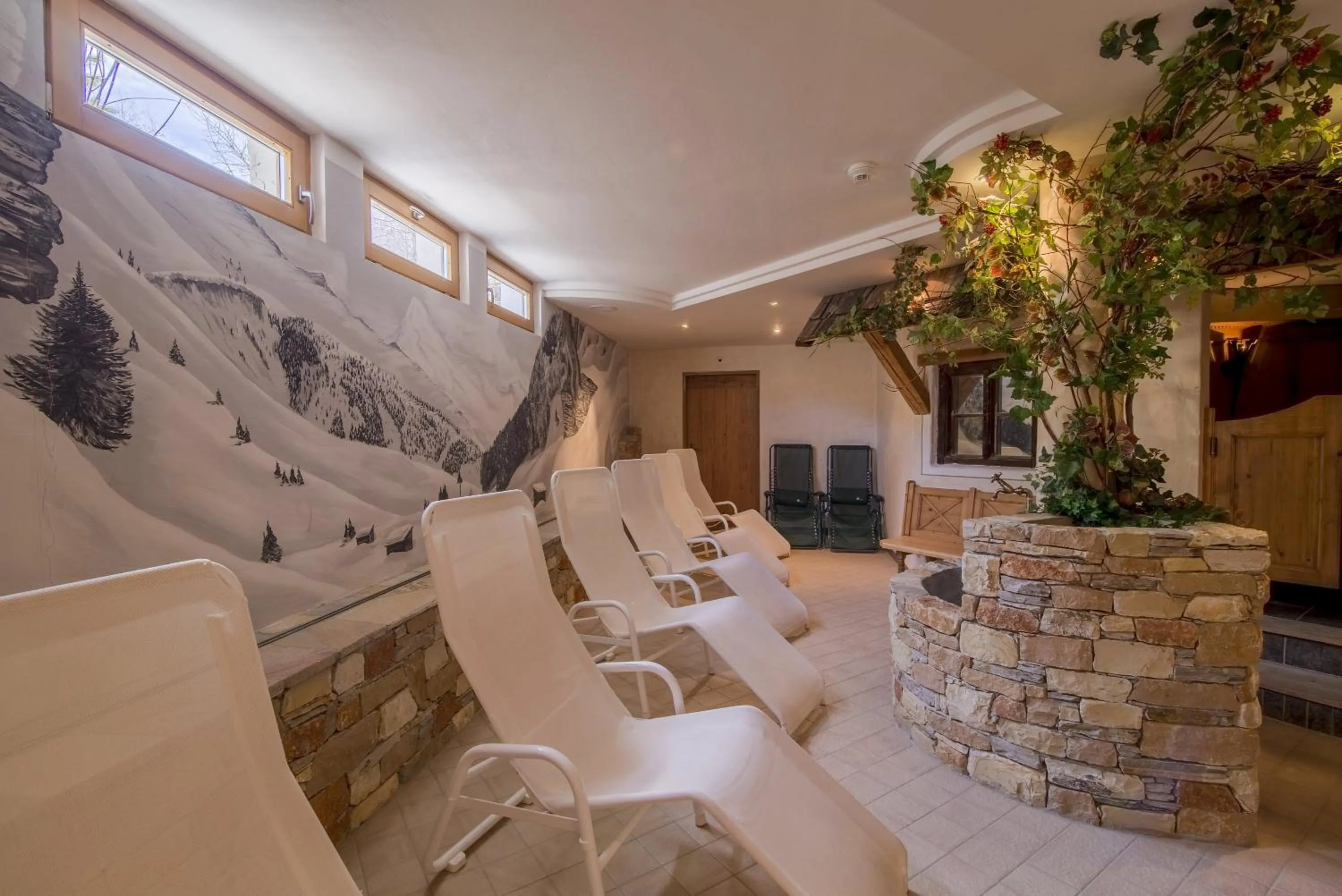 Spa and wellness centre/facilities in Hotel Garni Chasa Nova