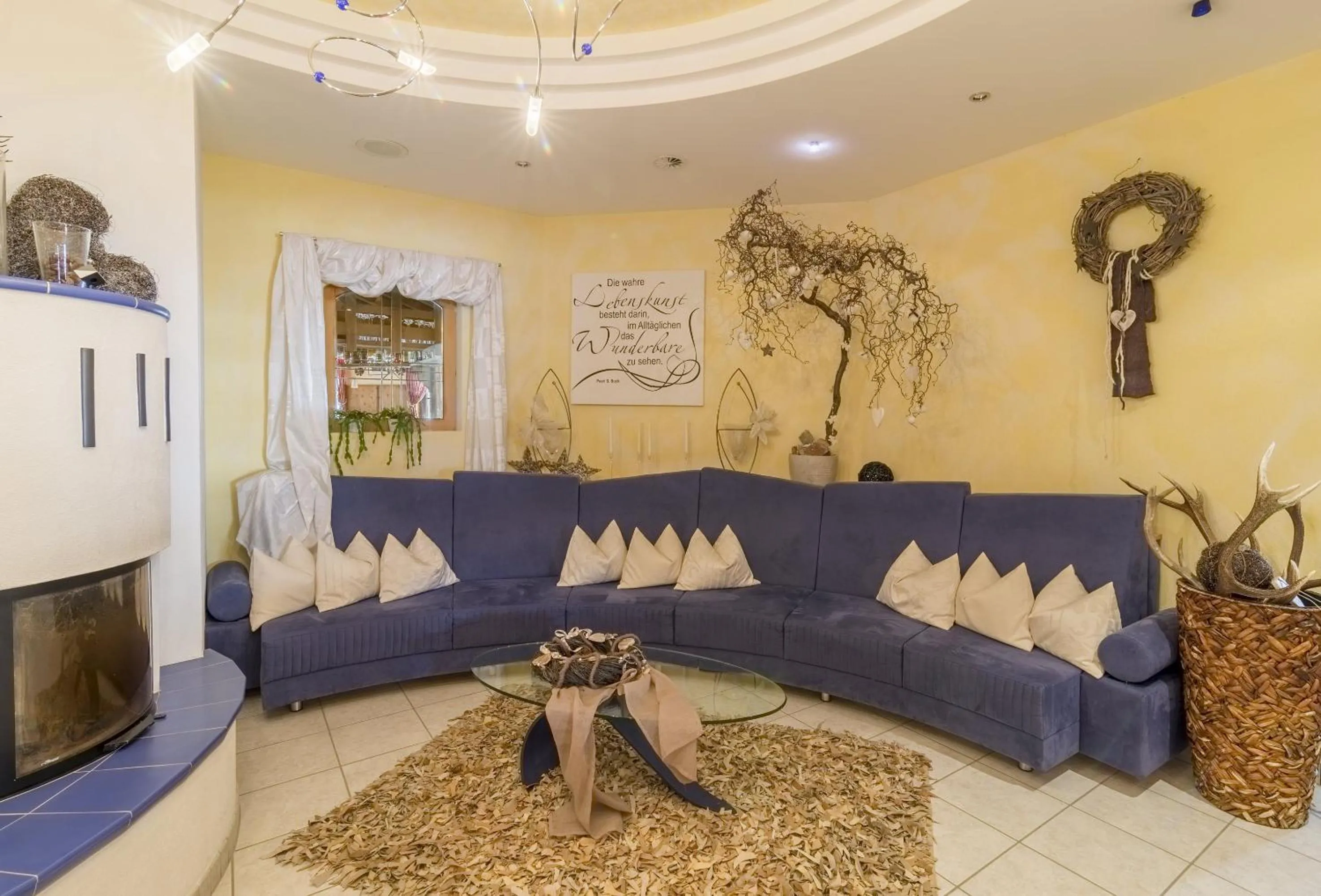 Lobby or reception in Hotel Garni Chasa Nova
