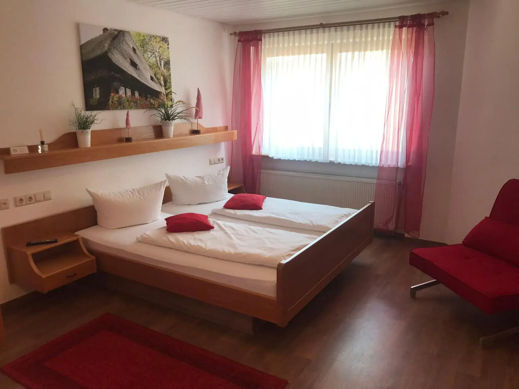 Double Room with Balcony - single occupancy in Self-check-in Ferienwohnungen & Apartments am Bergsee Double Room with Balcony - single occupancy in Self-check-in Ferienwohnungen & Apartments am Bergsee