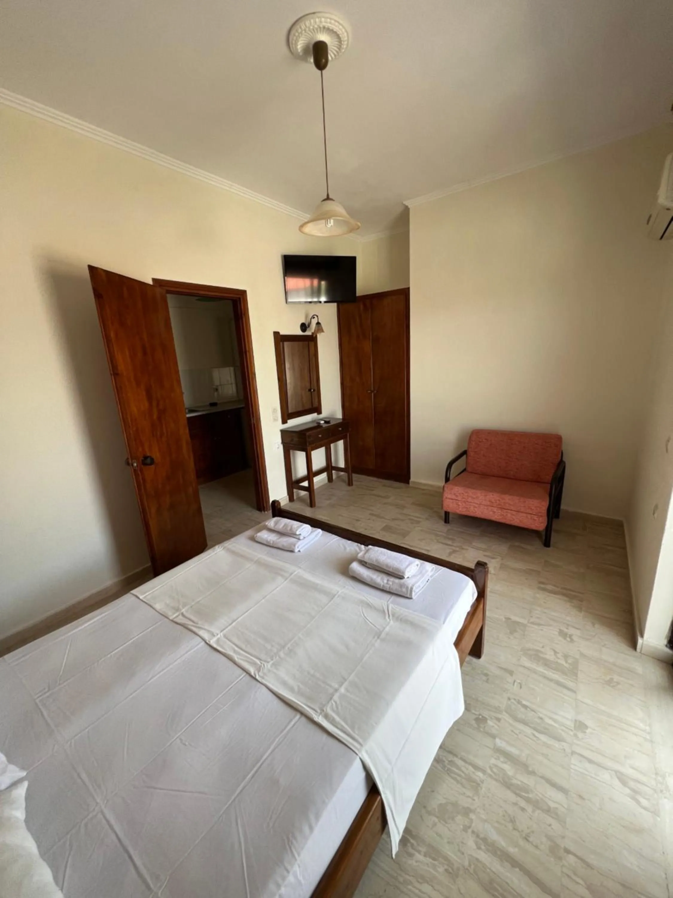 Bed in Prokopis Studios