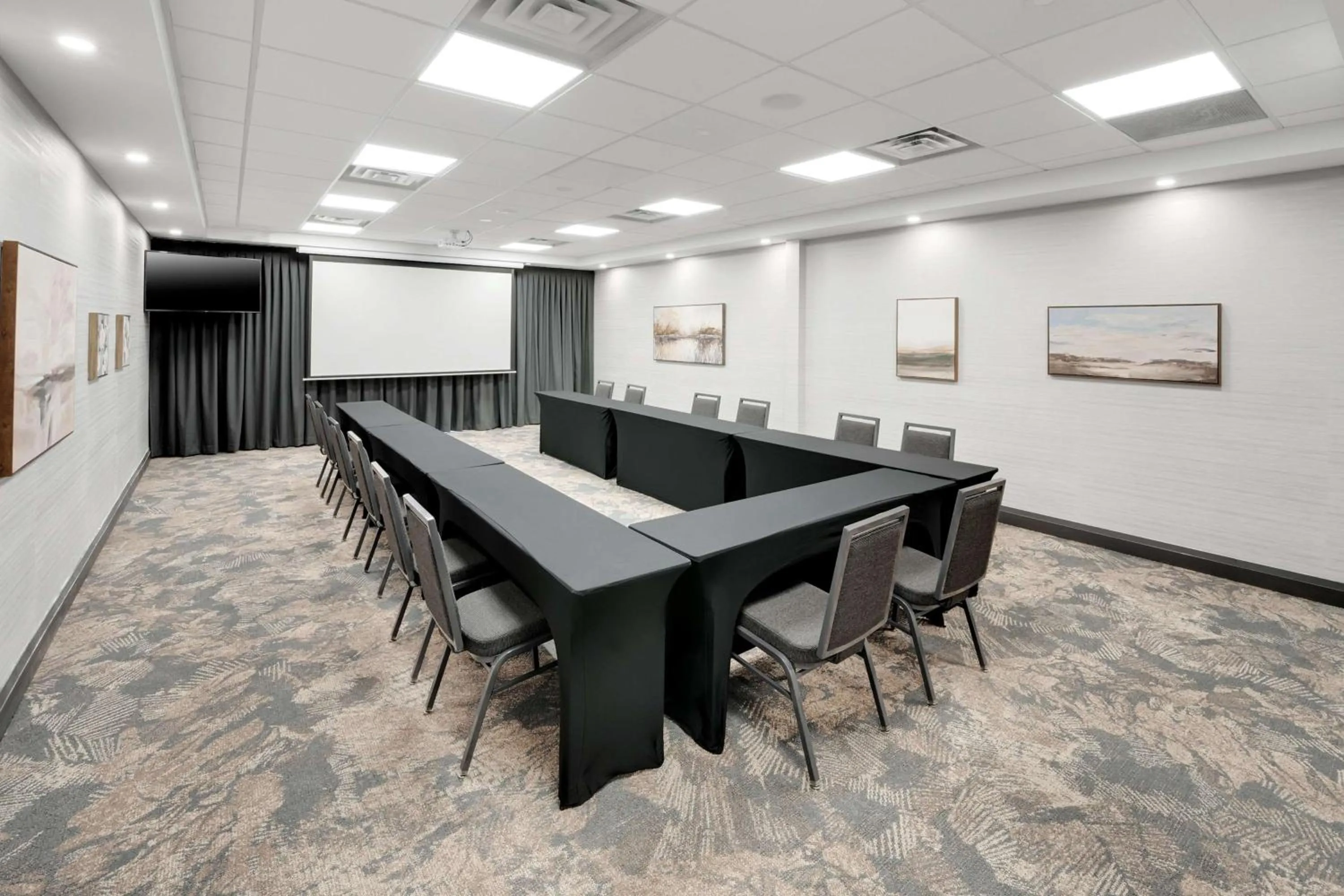 Meeting/conference room in Homewood Suites by Hilton Toronto-Markham