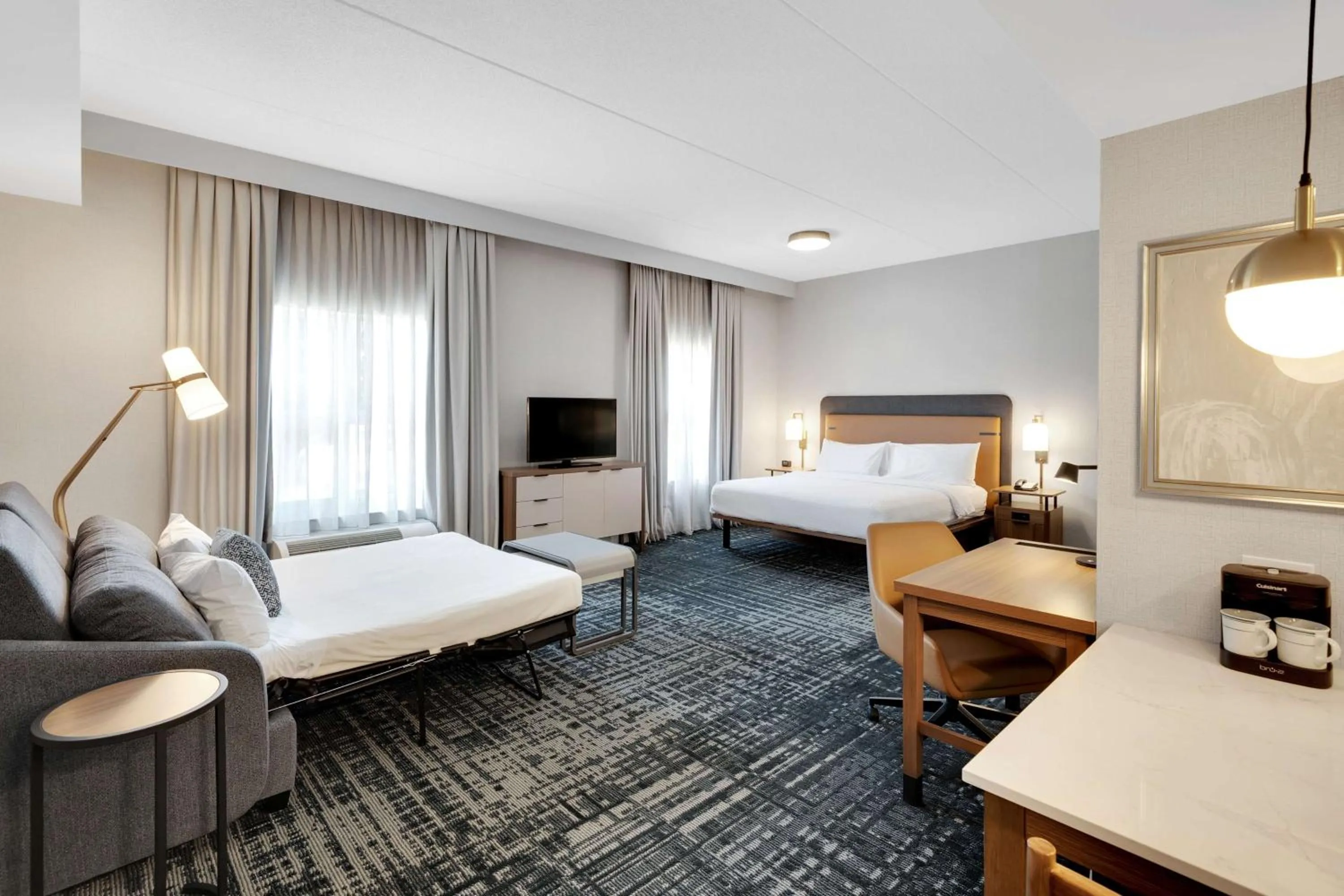 Living room, Bed in Homewood Suites by Hilton Toronto-Markham