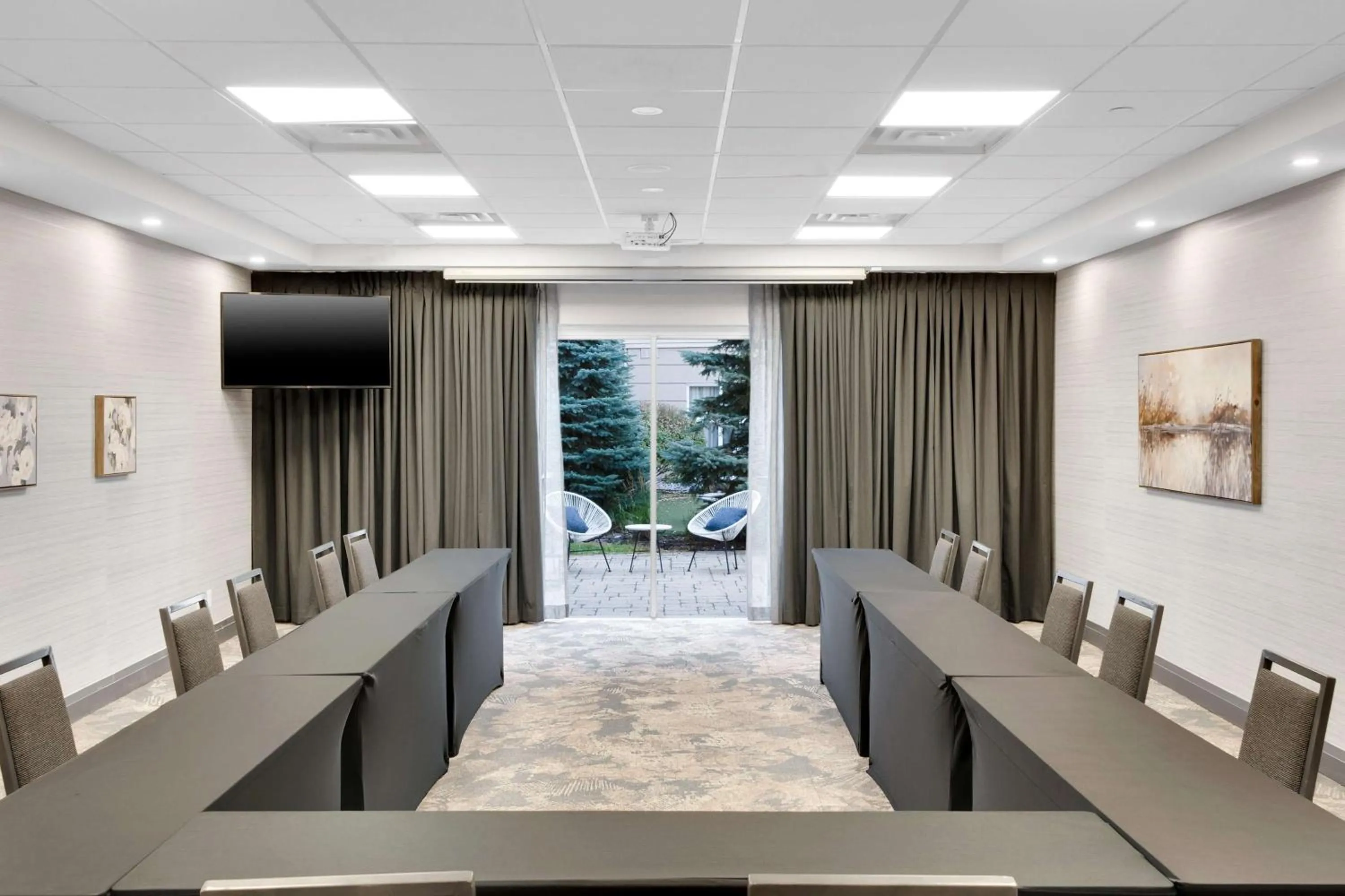 Meeting/conference room in Homewood Suites by Hilton Toronto-Markham