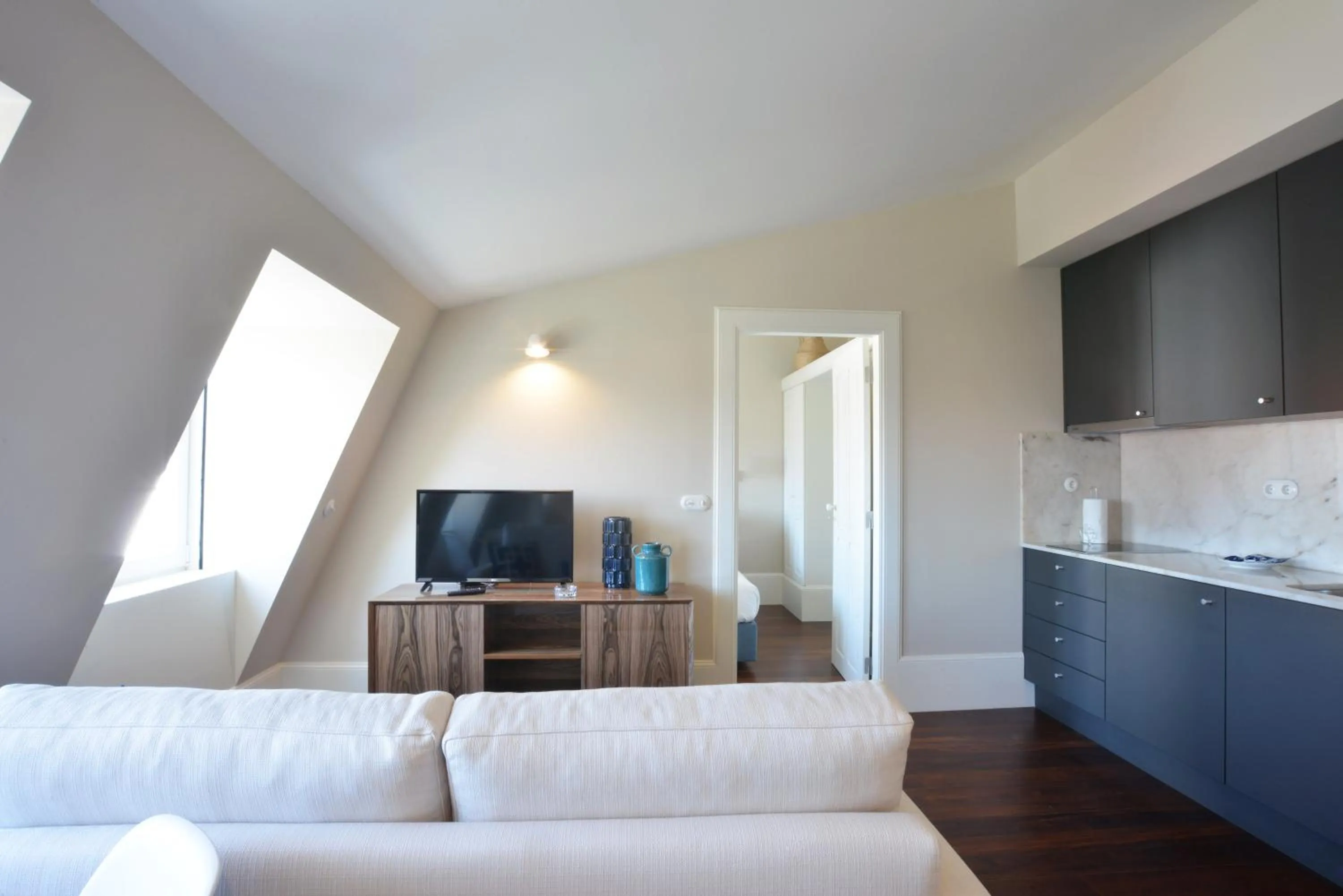 Communal lounge/ TV room in YOUROPO - Market