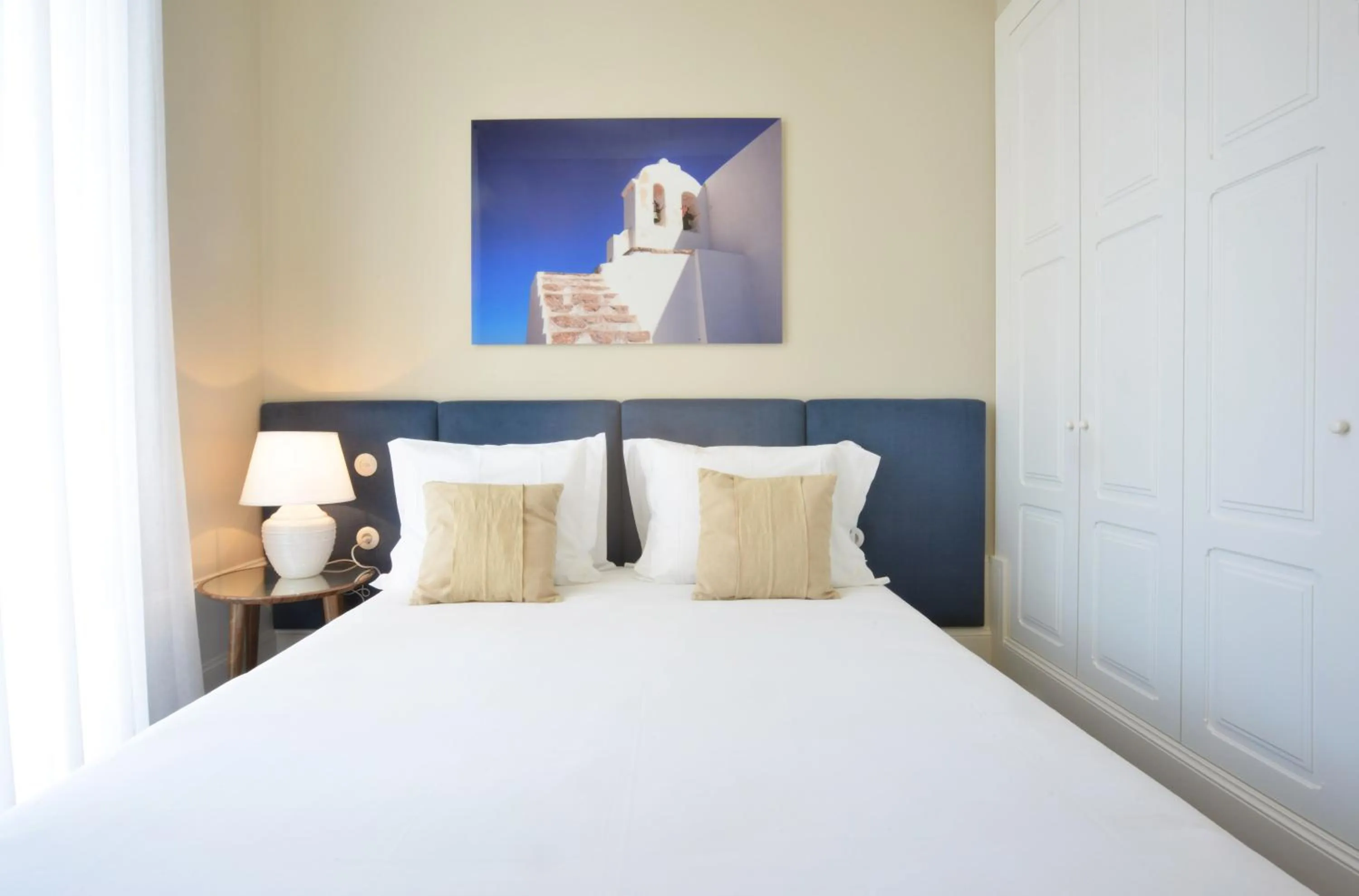 Bed in YOUROPO - Market