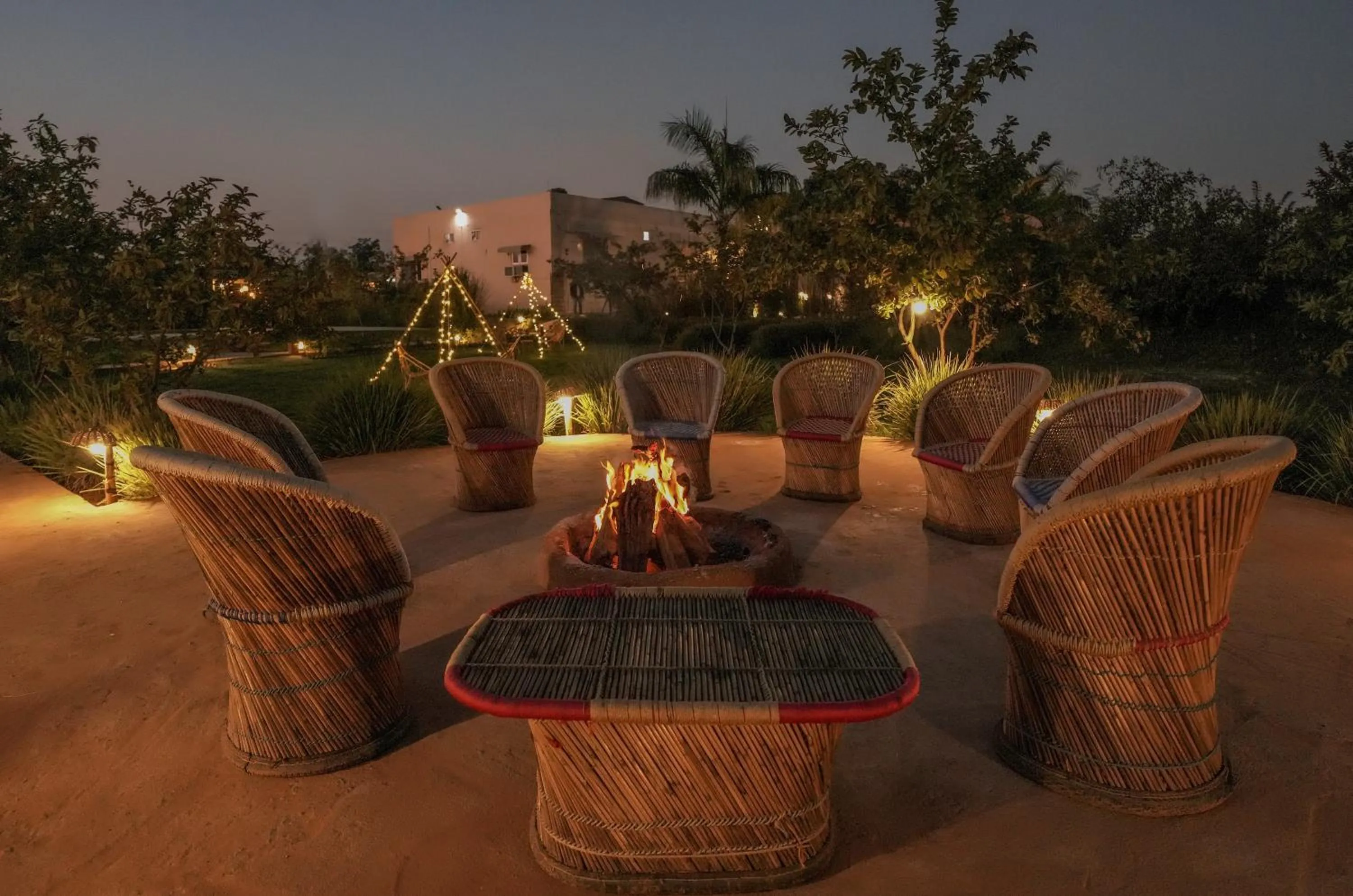 Night in Paridhi Niwas, Ranthambore- near Tiger Safari Zones 1-5