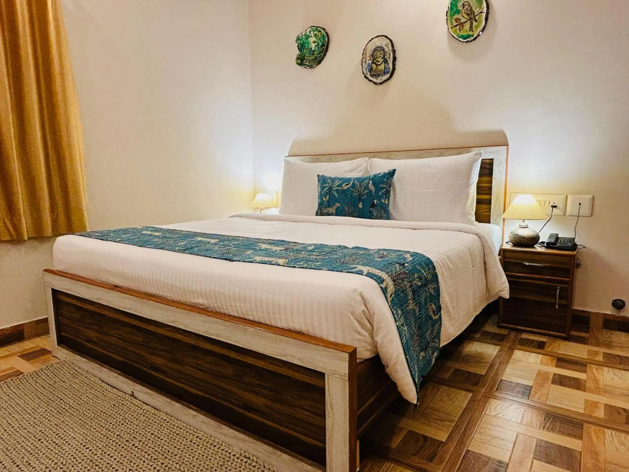 Bed in Paridhi Niwas, Ranthambore- near Tiger Safari Zones 1-5
