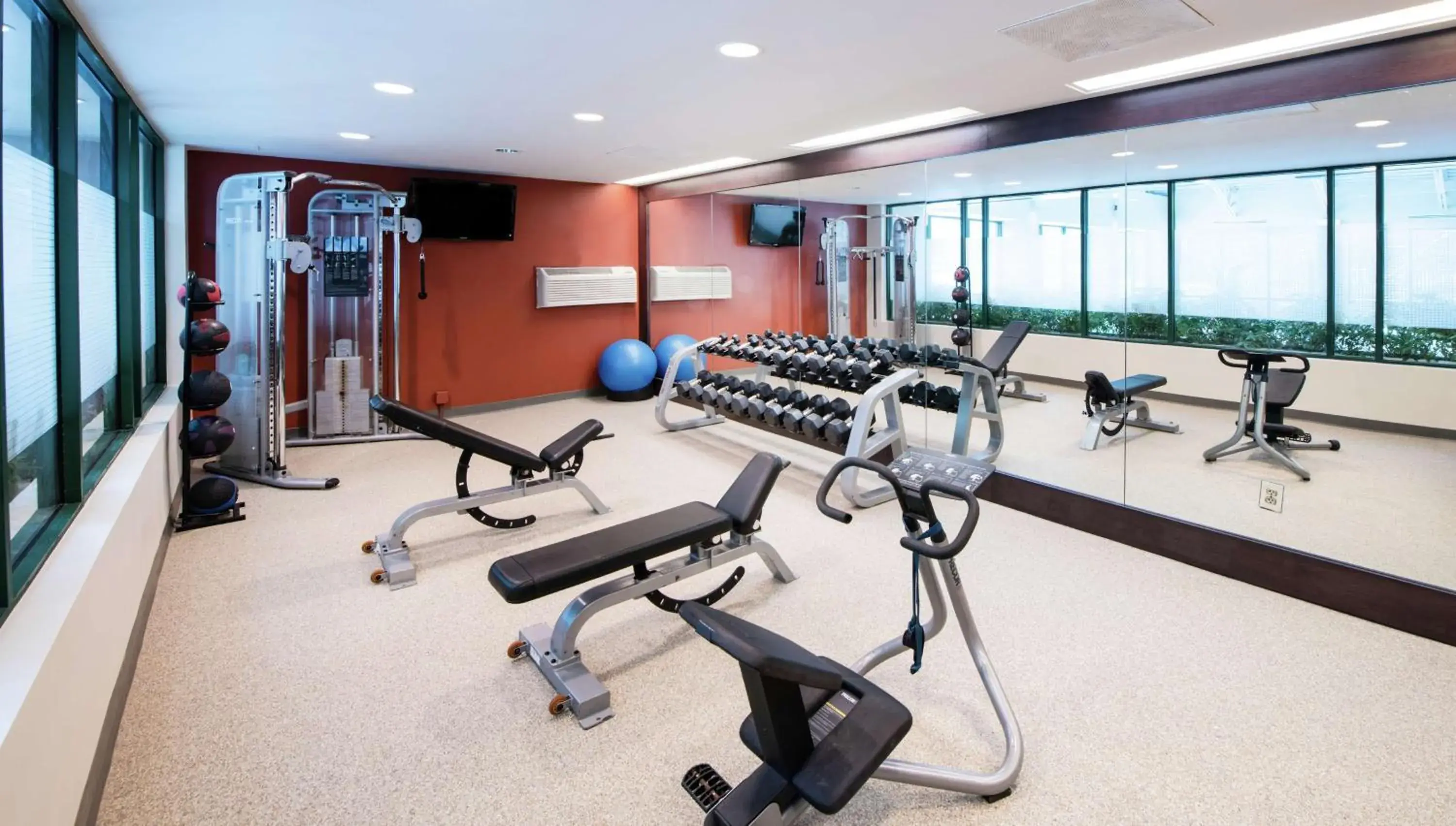 Fitness centre/facilities in DoubleTree Suites by Hilton Hotel Philadelphia West Fitness centre/facilities in DoubleTree Suites by Hilton Hotel Philadelphia West