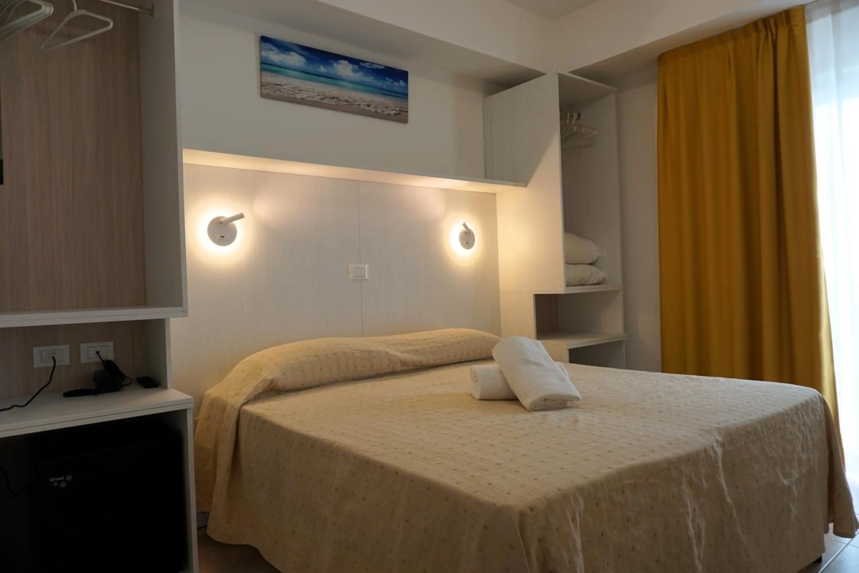 Bed in Hotel Ideal Sottomarina