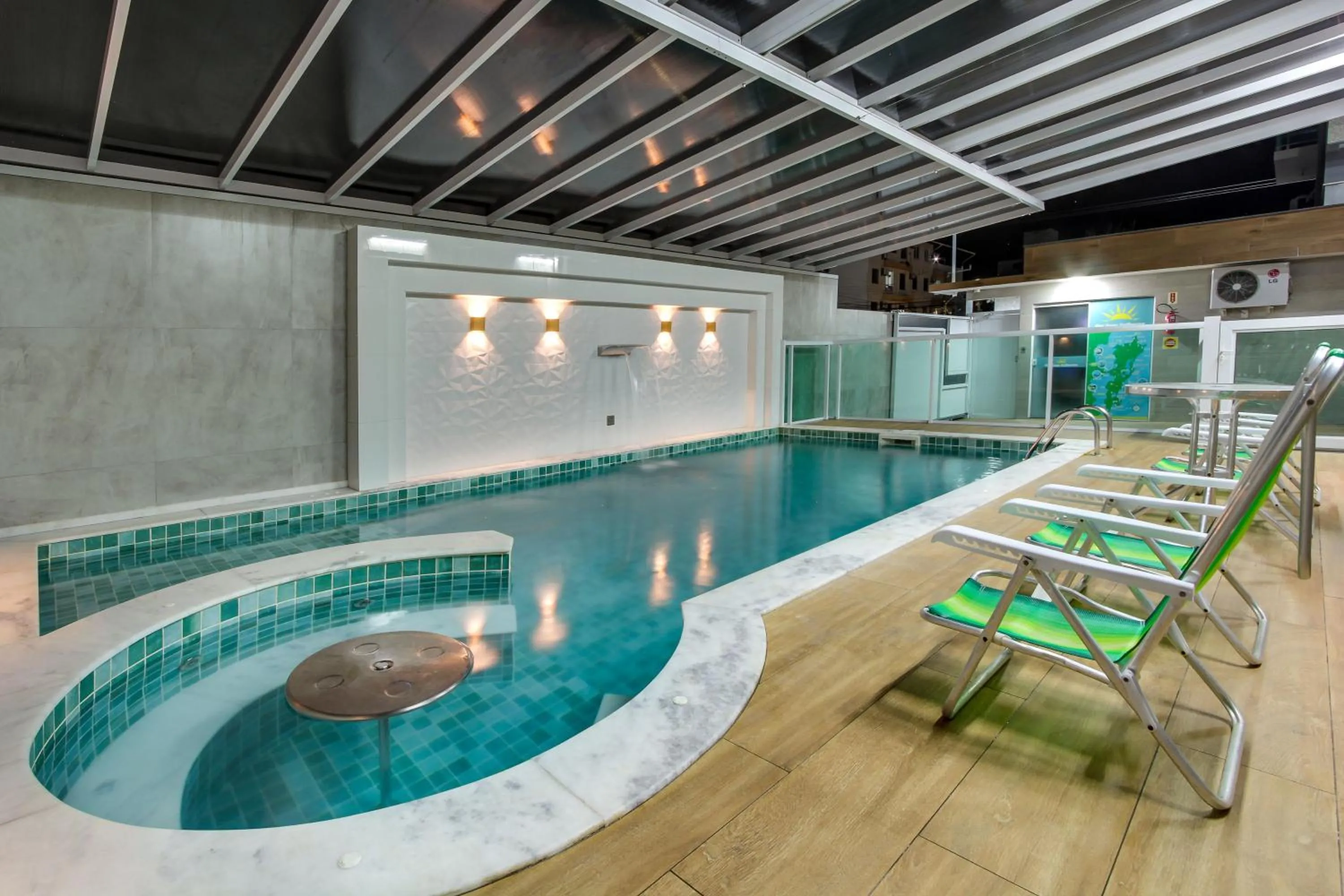 Swimming pool in Flat Gean Guilherme - Canasvieiras