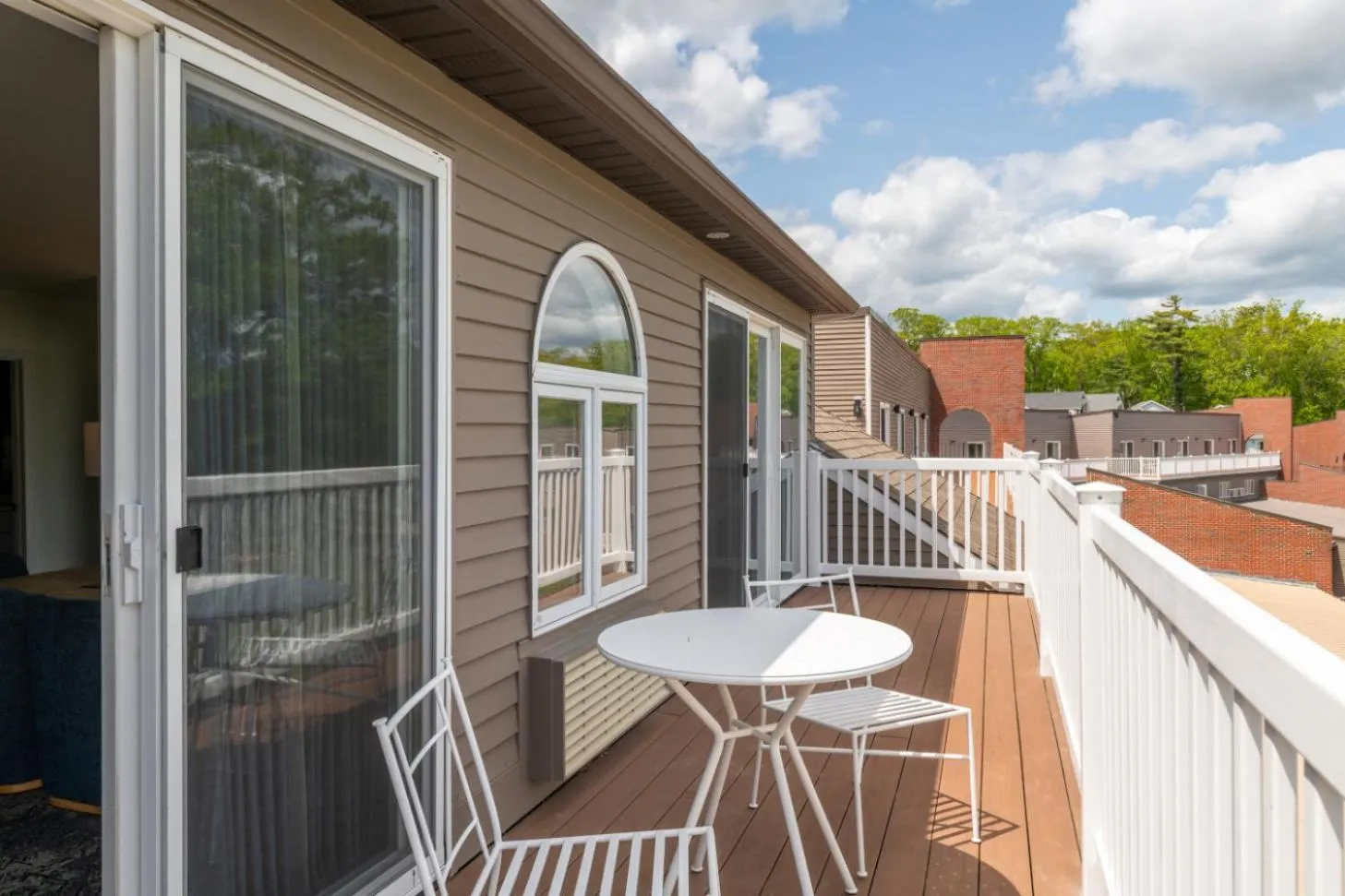 Balcony/Terrace in Ogunquit River Inn & Suites