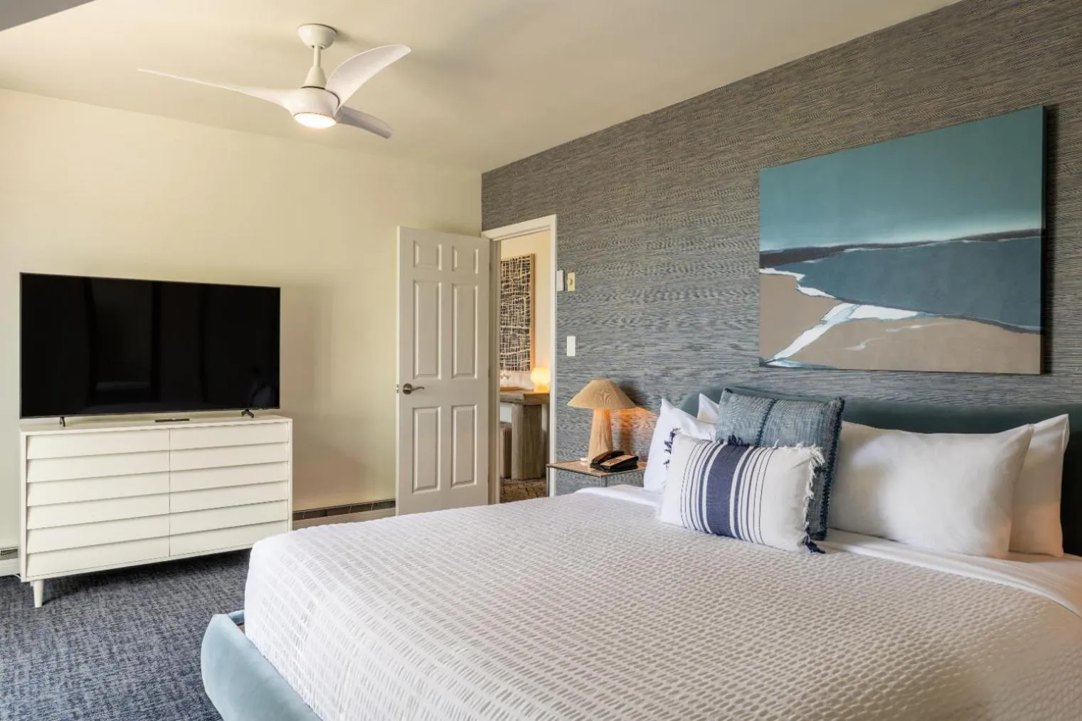 Bedroom, Bed in Ogunquit River Inn & Suites