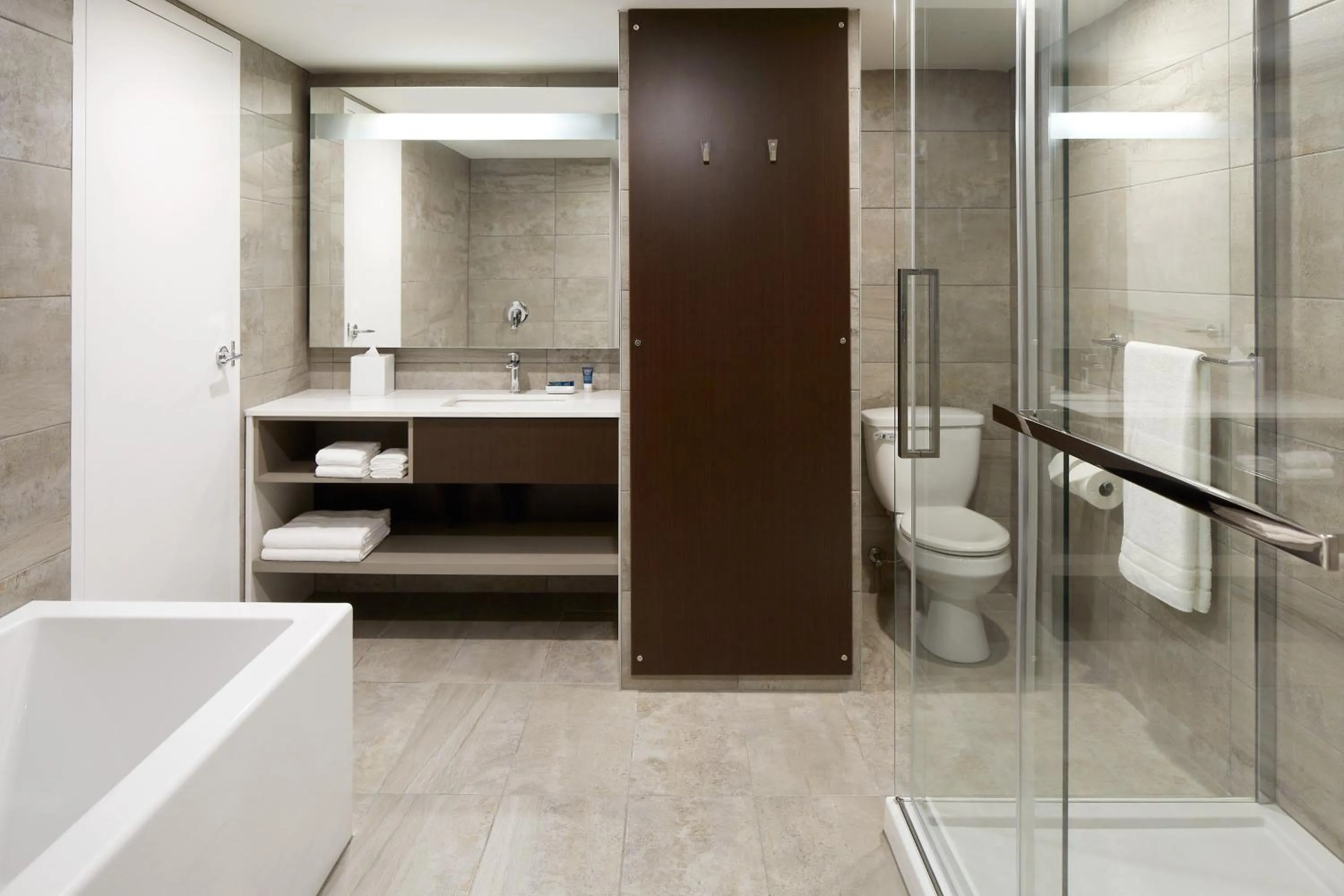 Bathroom in Four Points by Sheraton Lévis Convention Centre