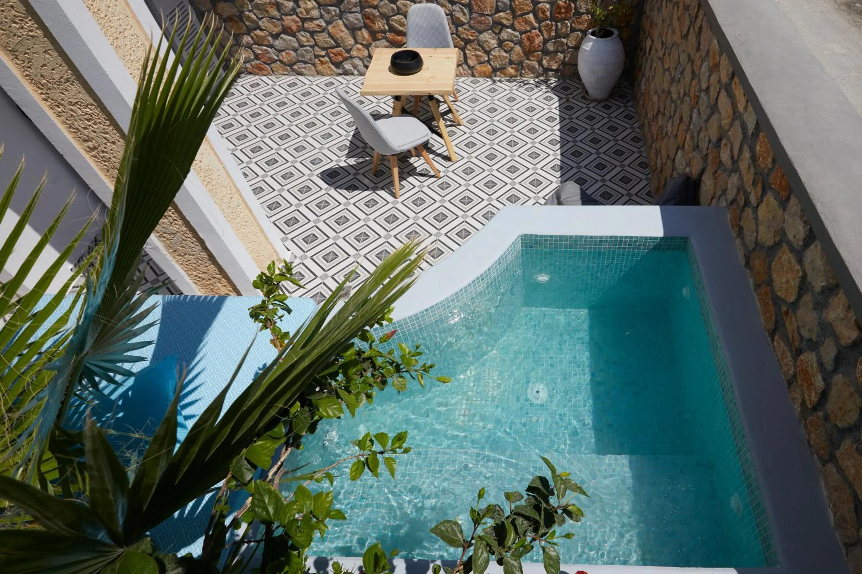 Hot Tub in Blue Sea Hotel