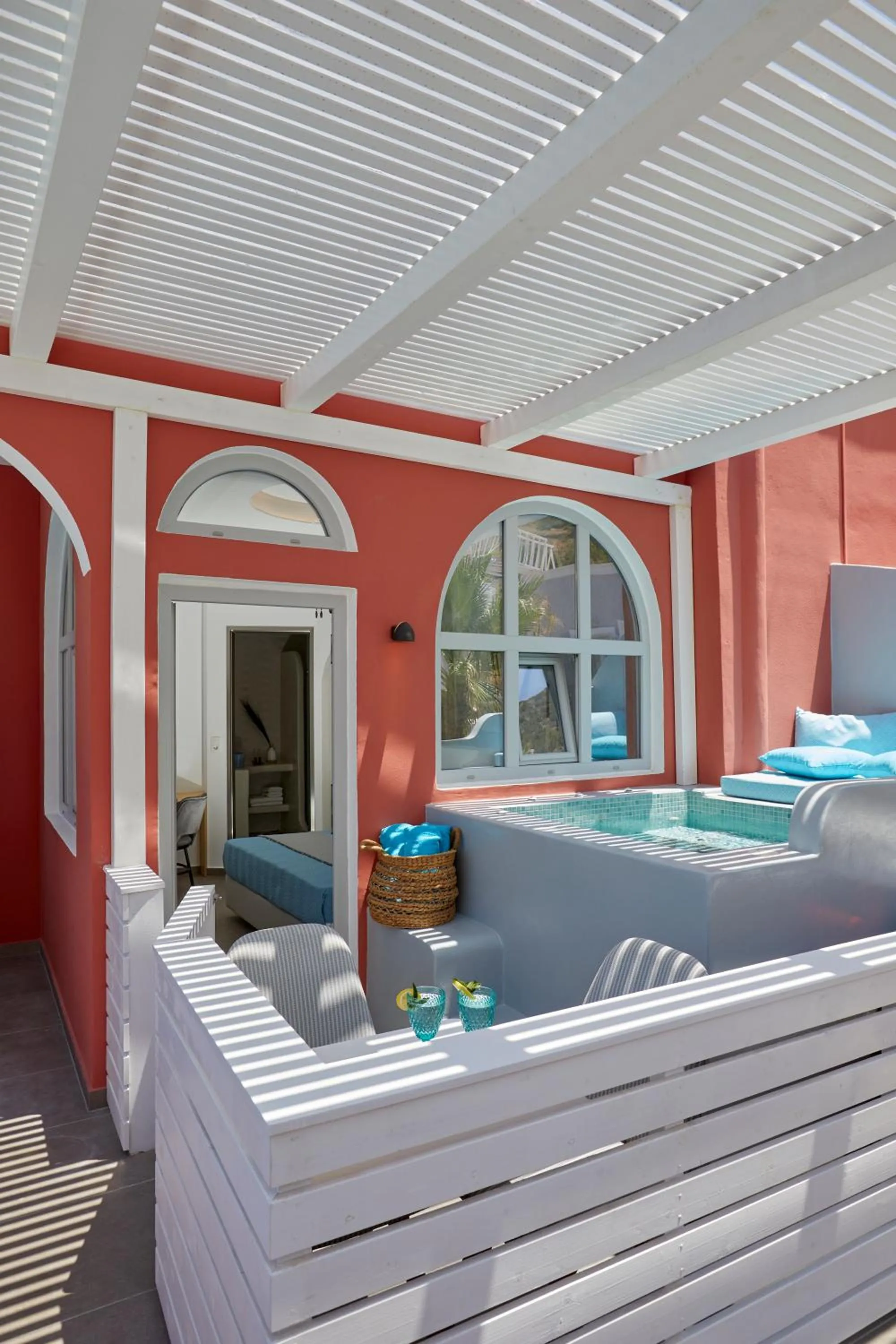 Hot Tub in Blue Sea Hotel