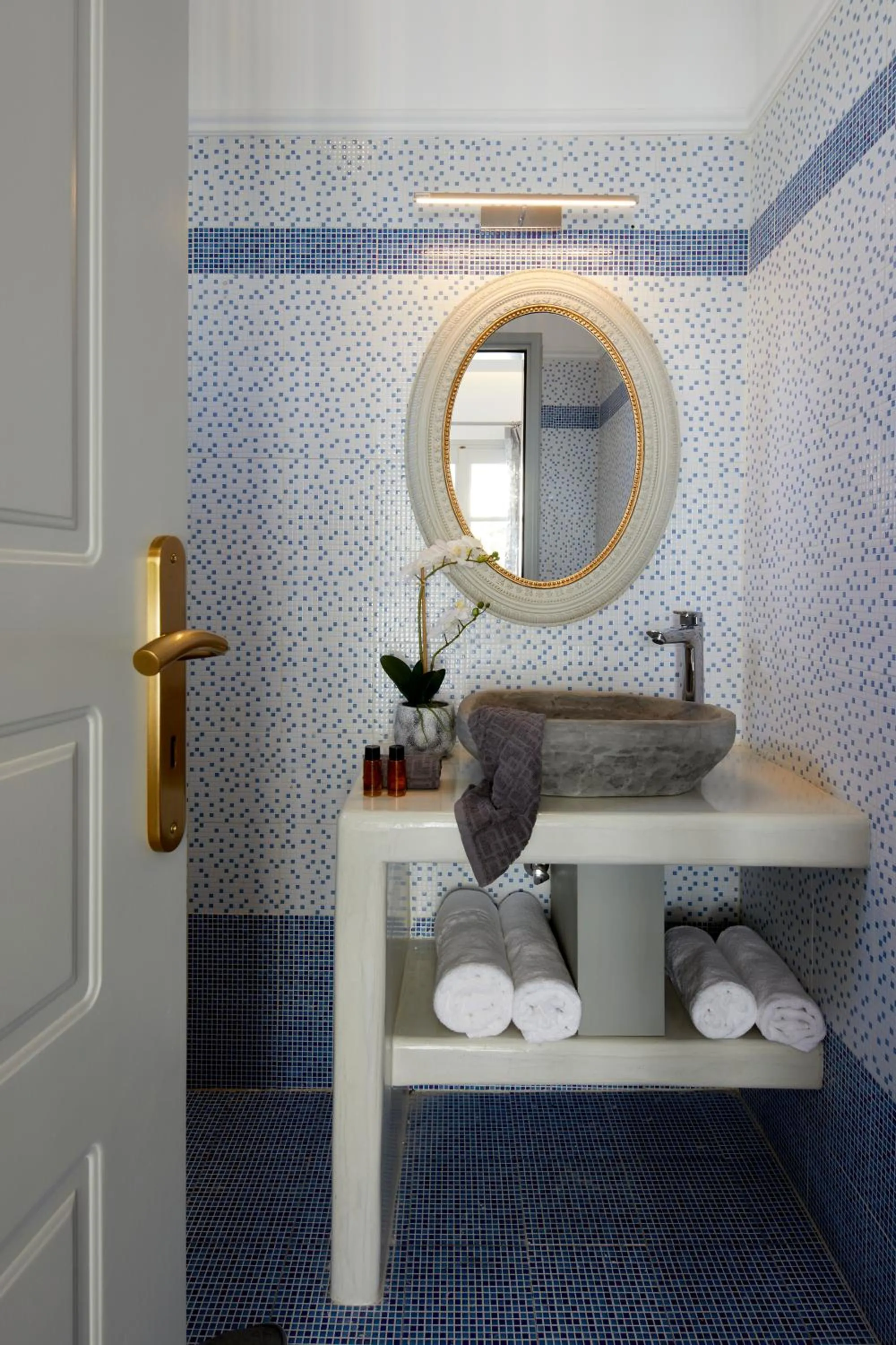 Bathroom in Blue Sea Hotel