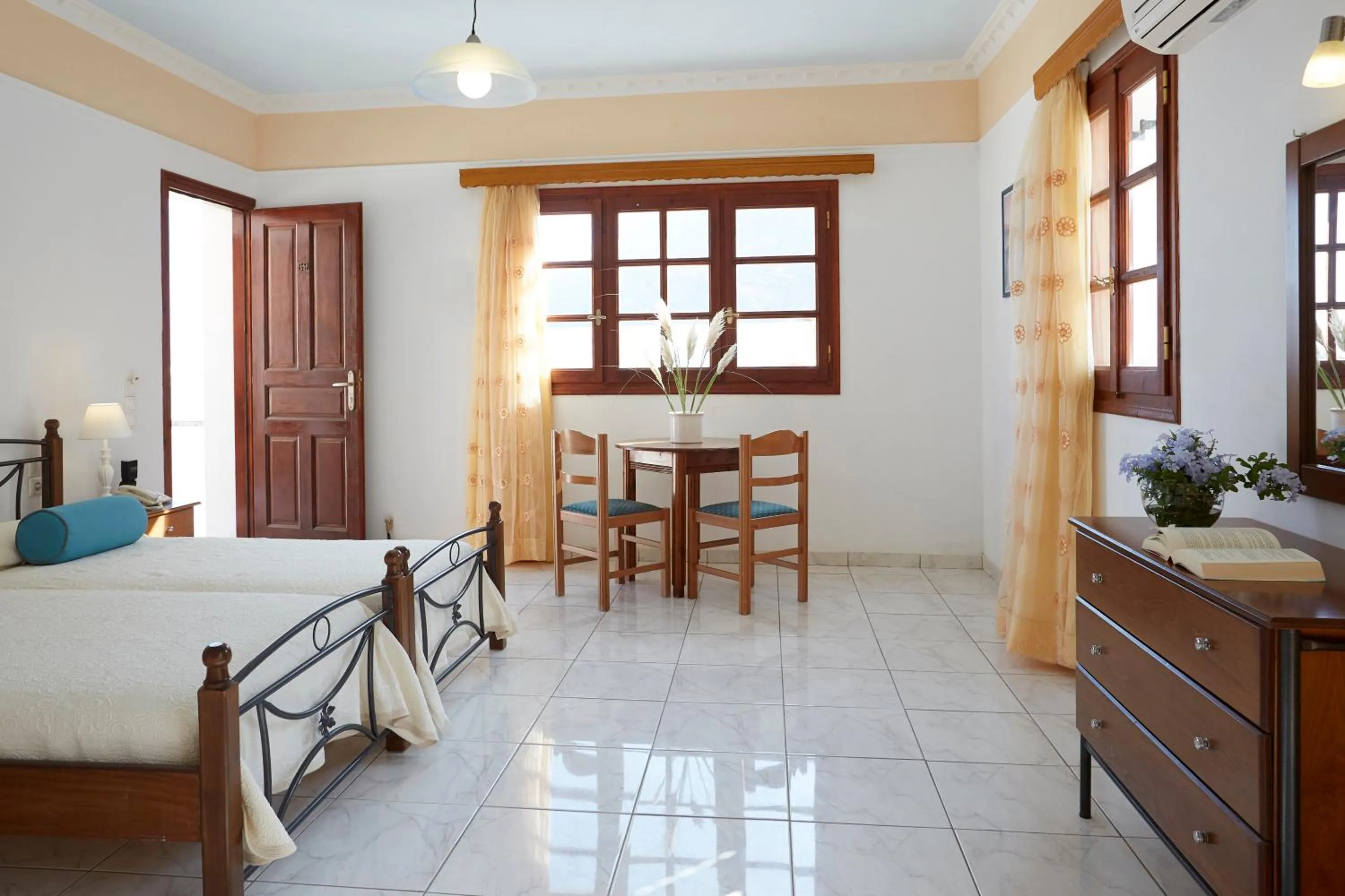 Photo of the whole room in Blue Sea Hotel