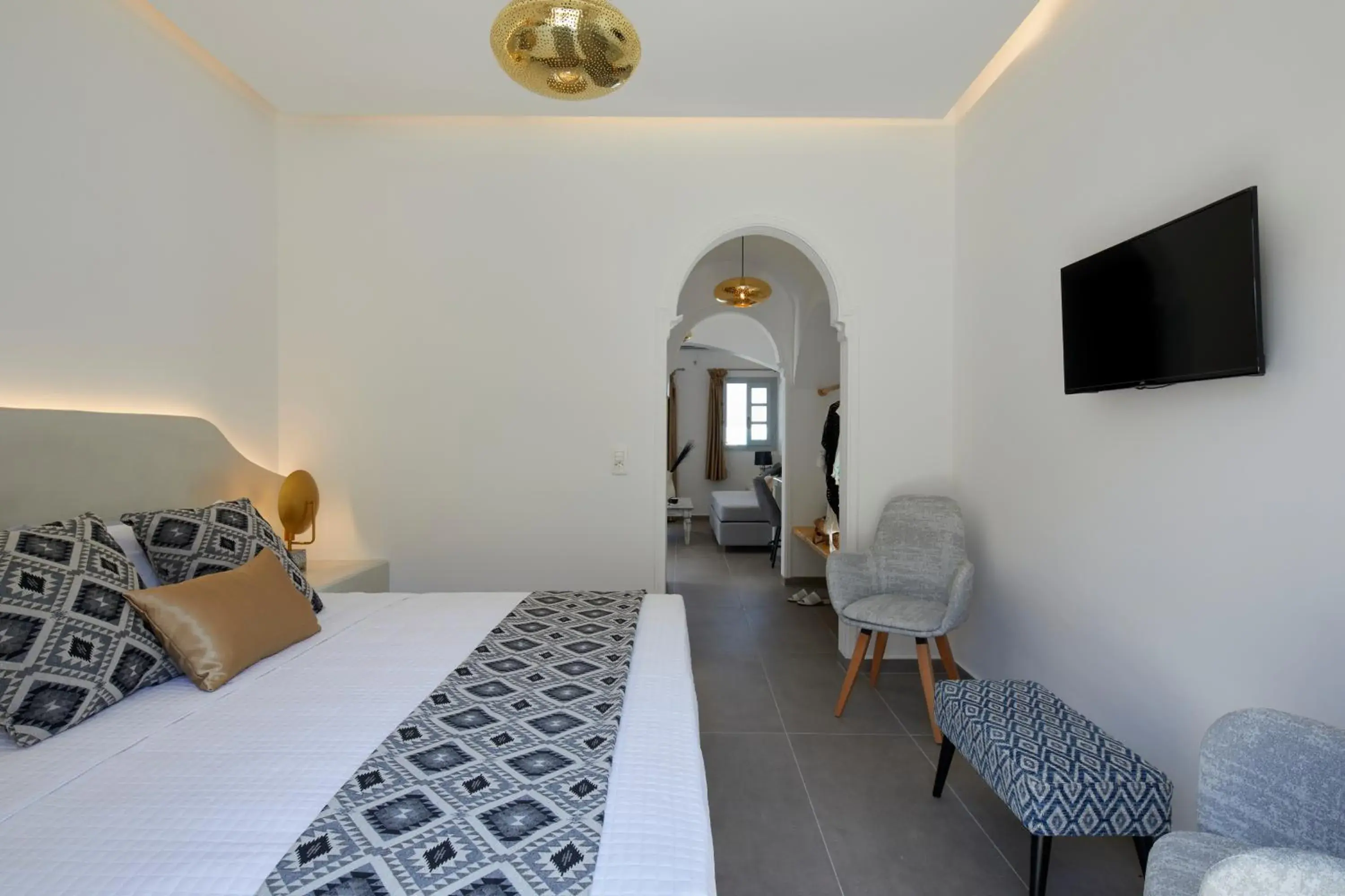 Bedroom, Bed in Blue Sea Hotel Bedroom, Bed in Blue Sea Hotel