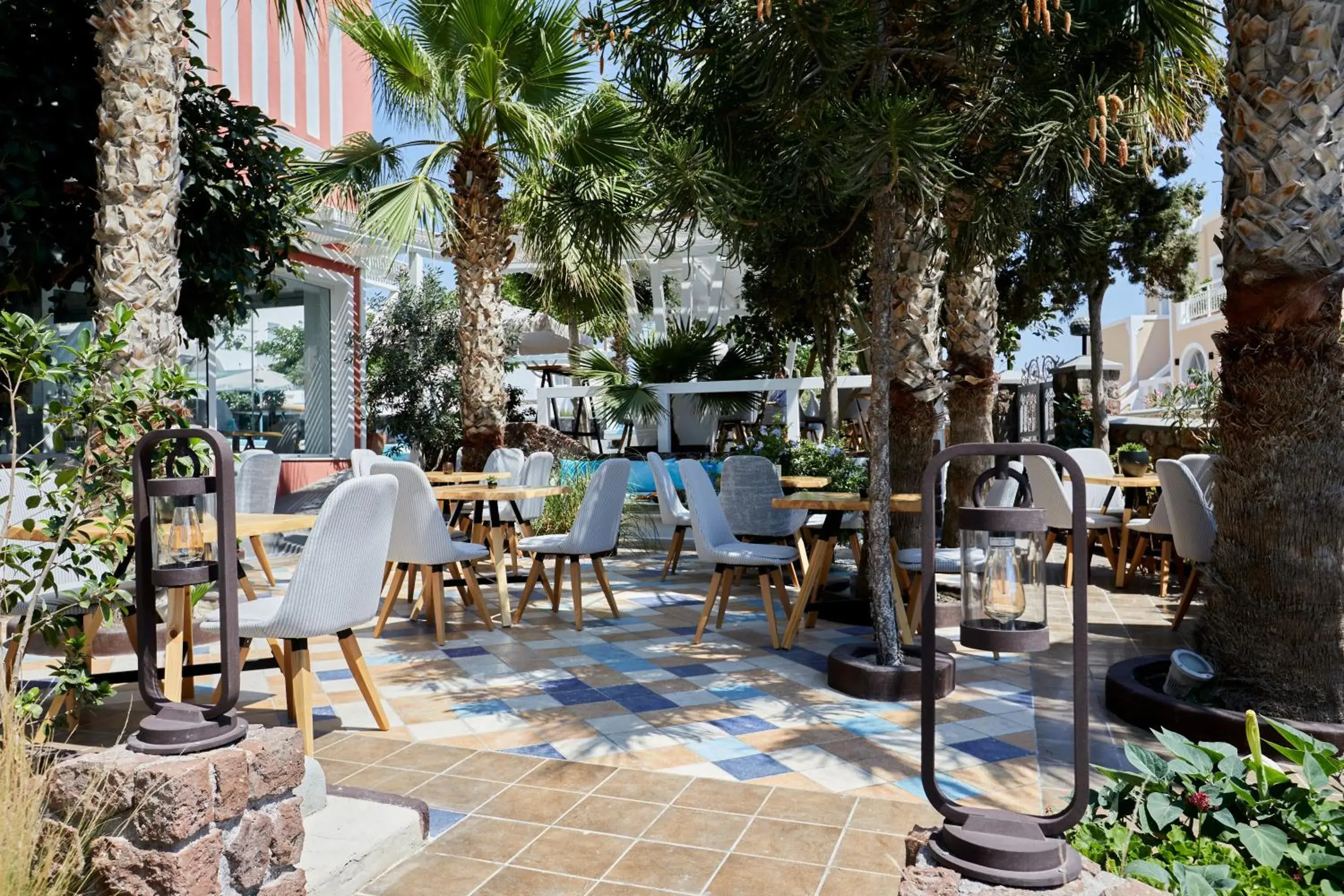 Restaurant/places to eat in Blue Sea Hotel Restaurant/places to eat in Blue Sea Hotel