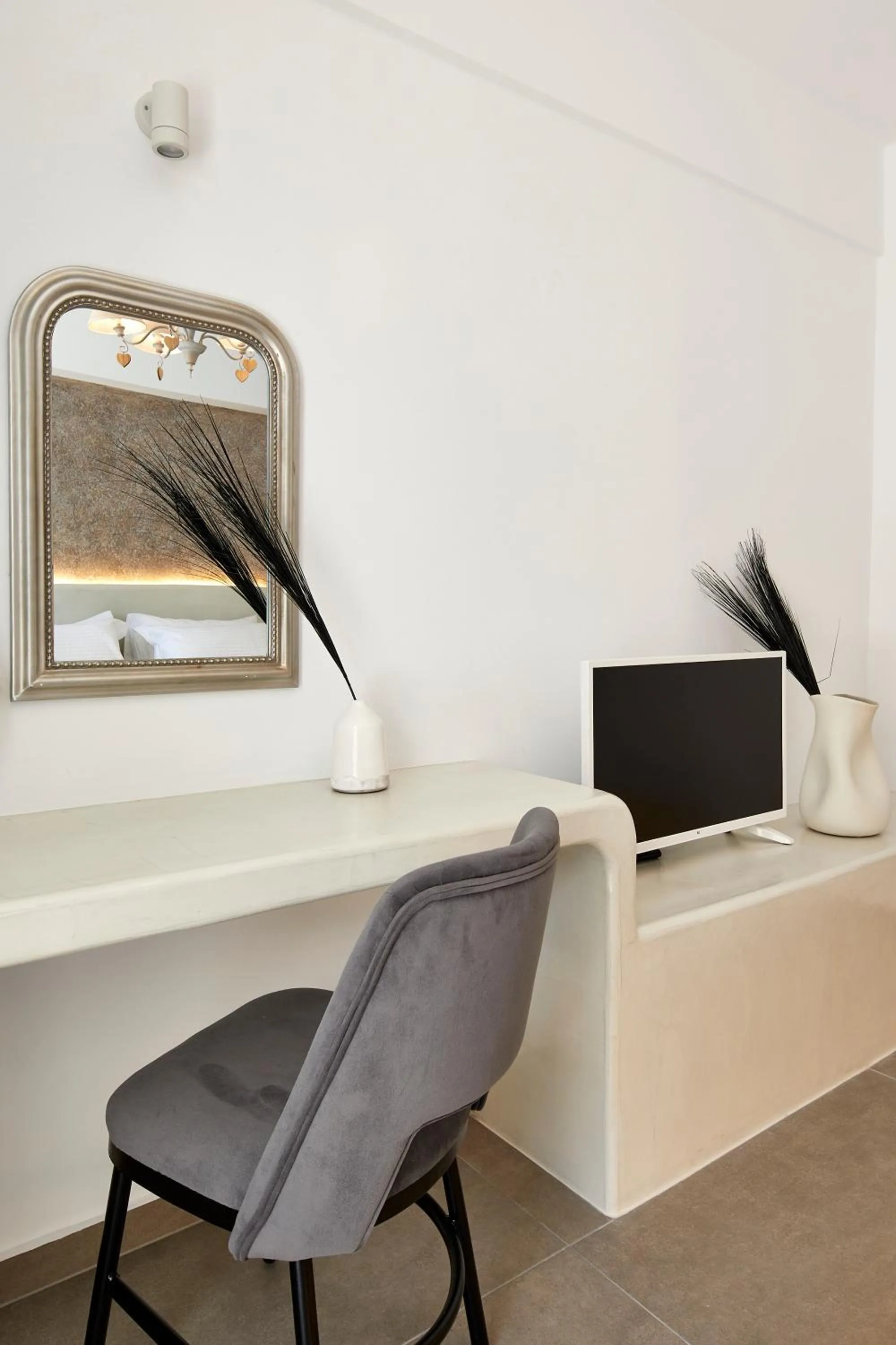 Decorative detail in Blue Sea Hotel