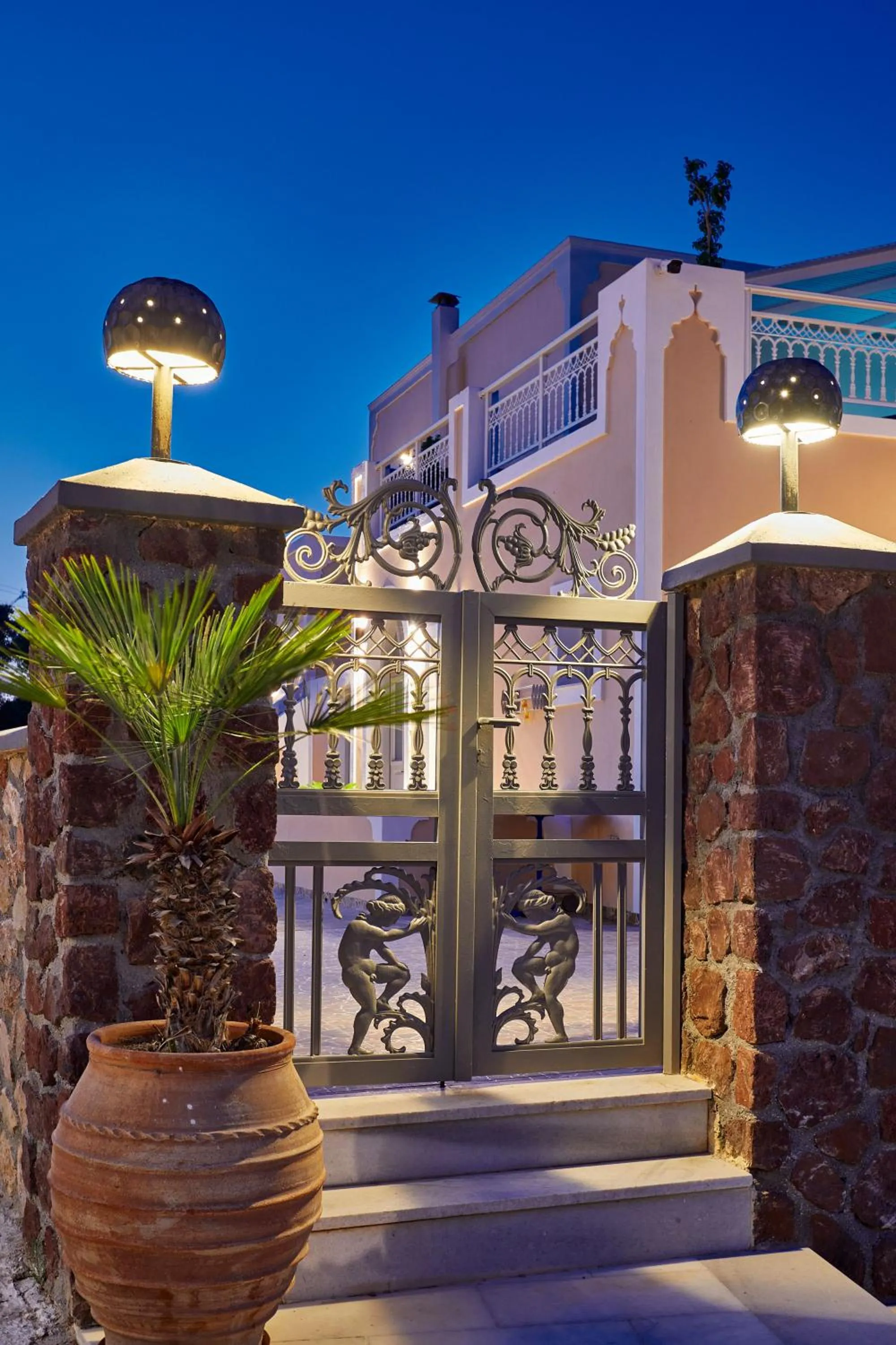 Facade/entrance in Blue Sea Hotel