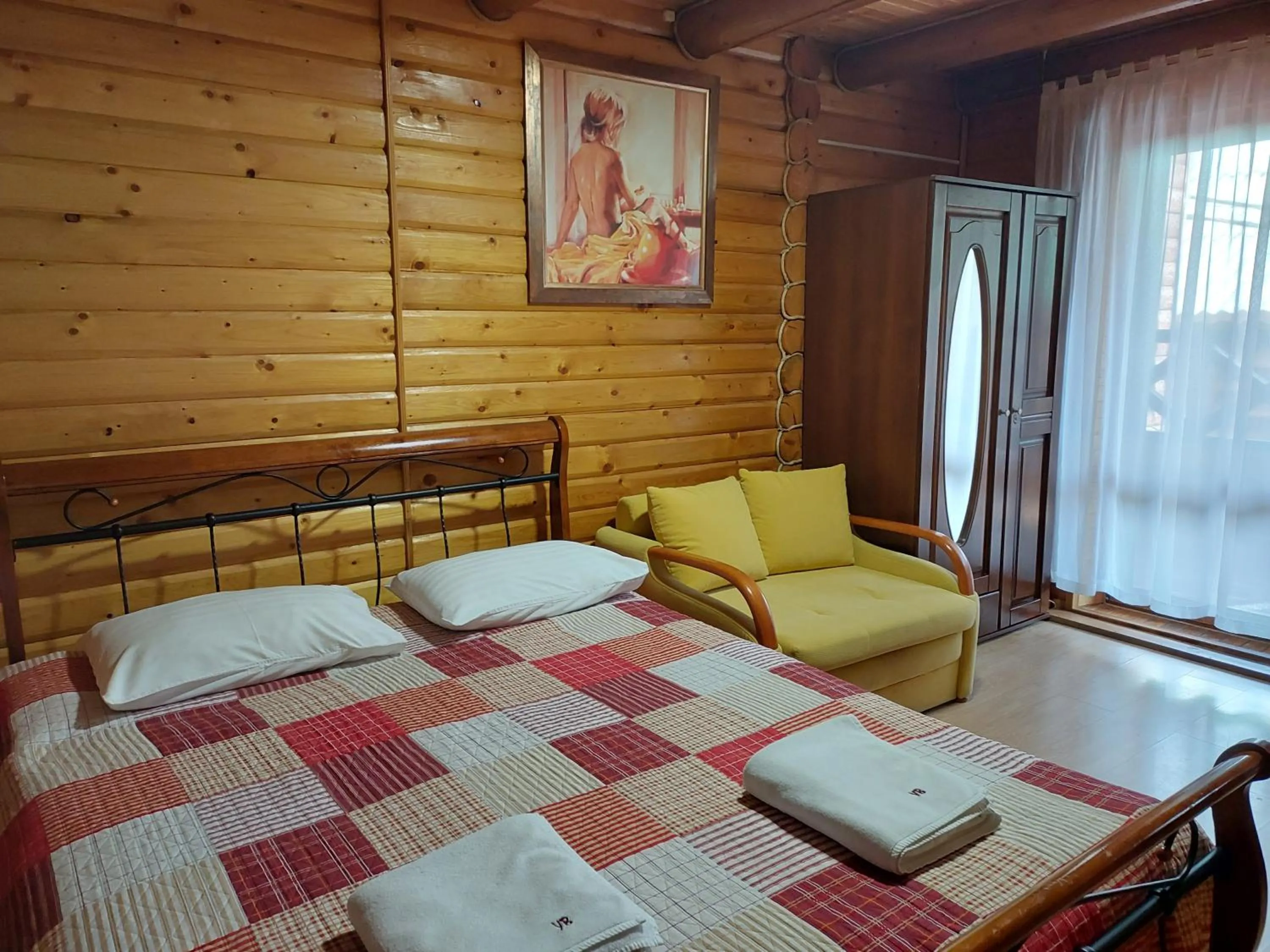 Bed in Urochyshe Vyshnya