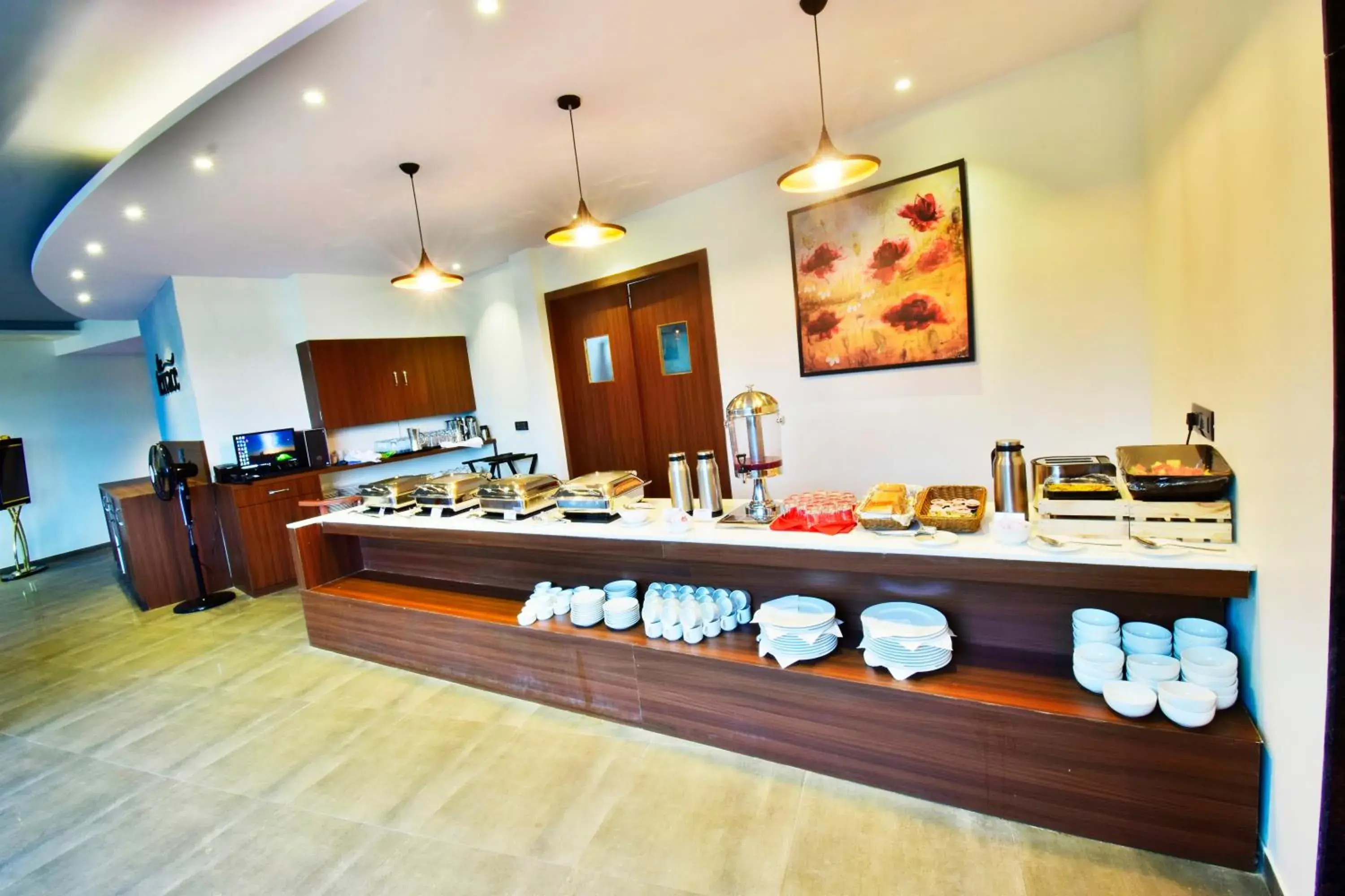 Restaurant/places to eat in Aura One Hotel Restaurant/places to eat in Aura One Hotel