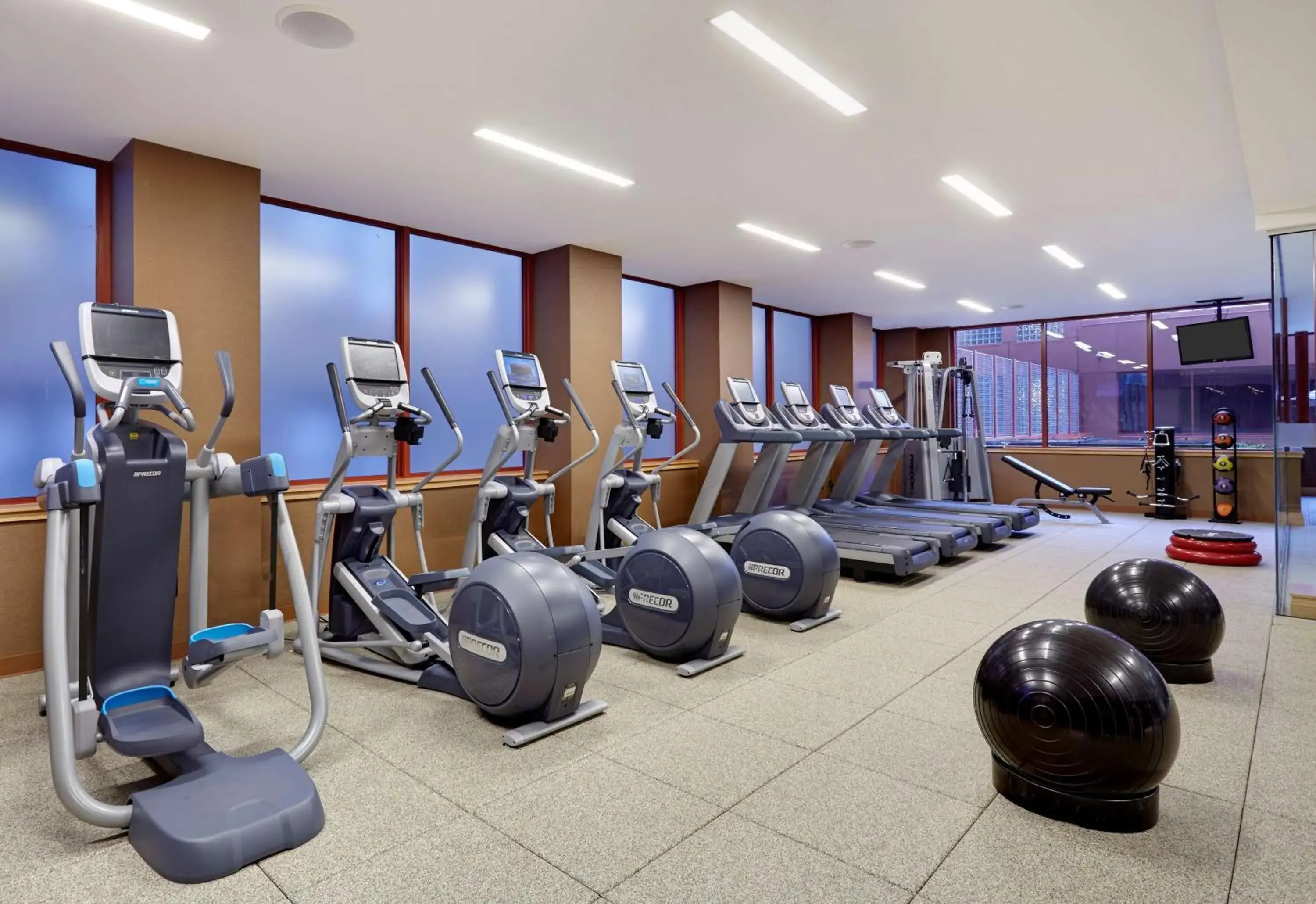 Fitness centre/facilities in DoubleTree by Hilton Hotel Philadelphia Center City Fitness centre/facilities in DoubleTree by Hilton Hotel Philadelphia Center City