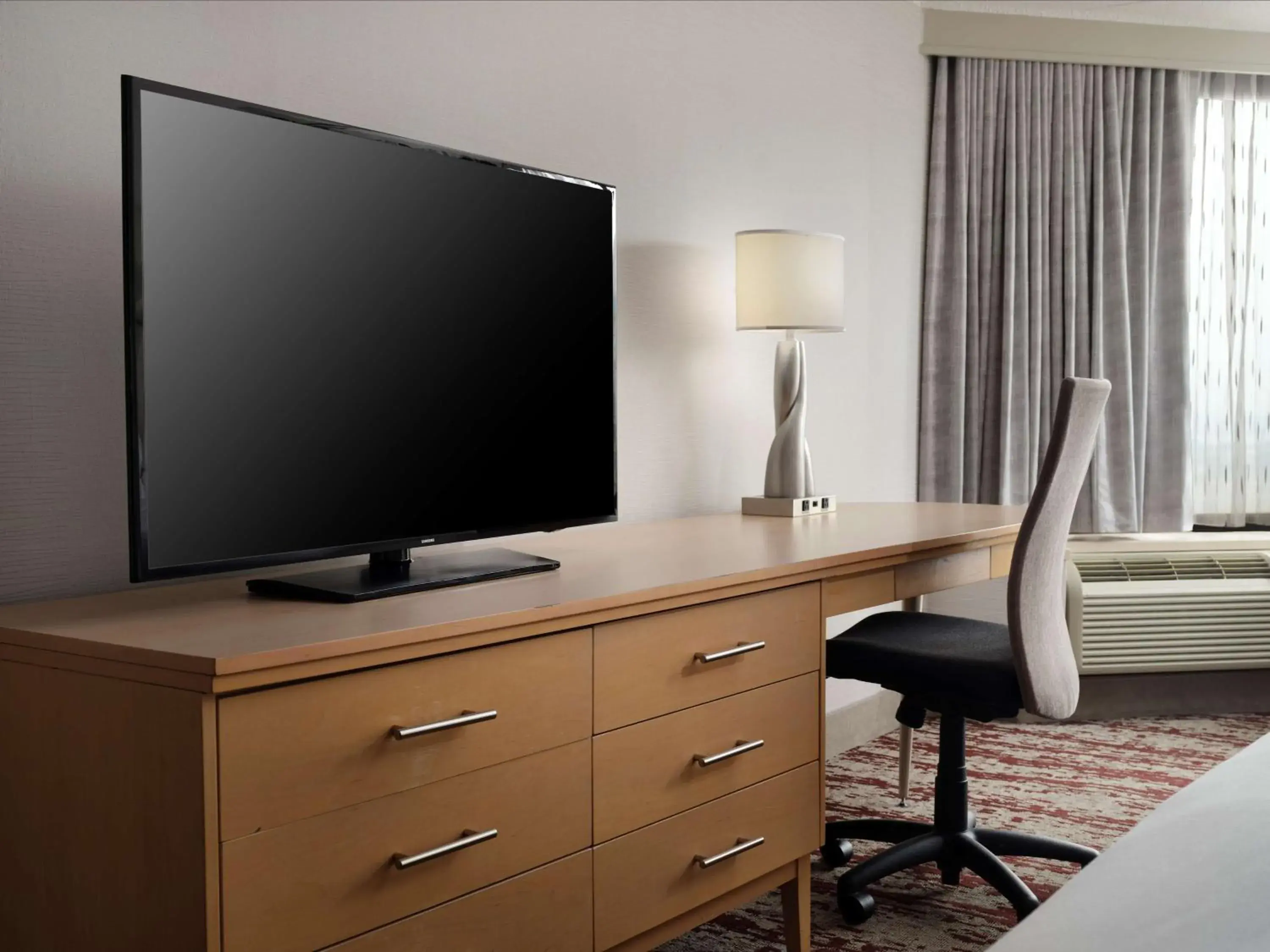 Bedroom, Bed in DoubleTree by Hilton Hotel Philadelphia Center City Bedroom, Bed in DoubleTree by Hilton Hotel Philadelphia Center City