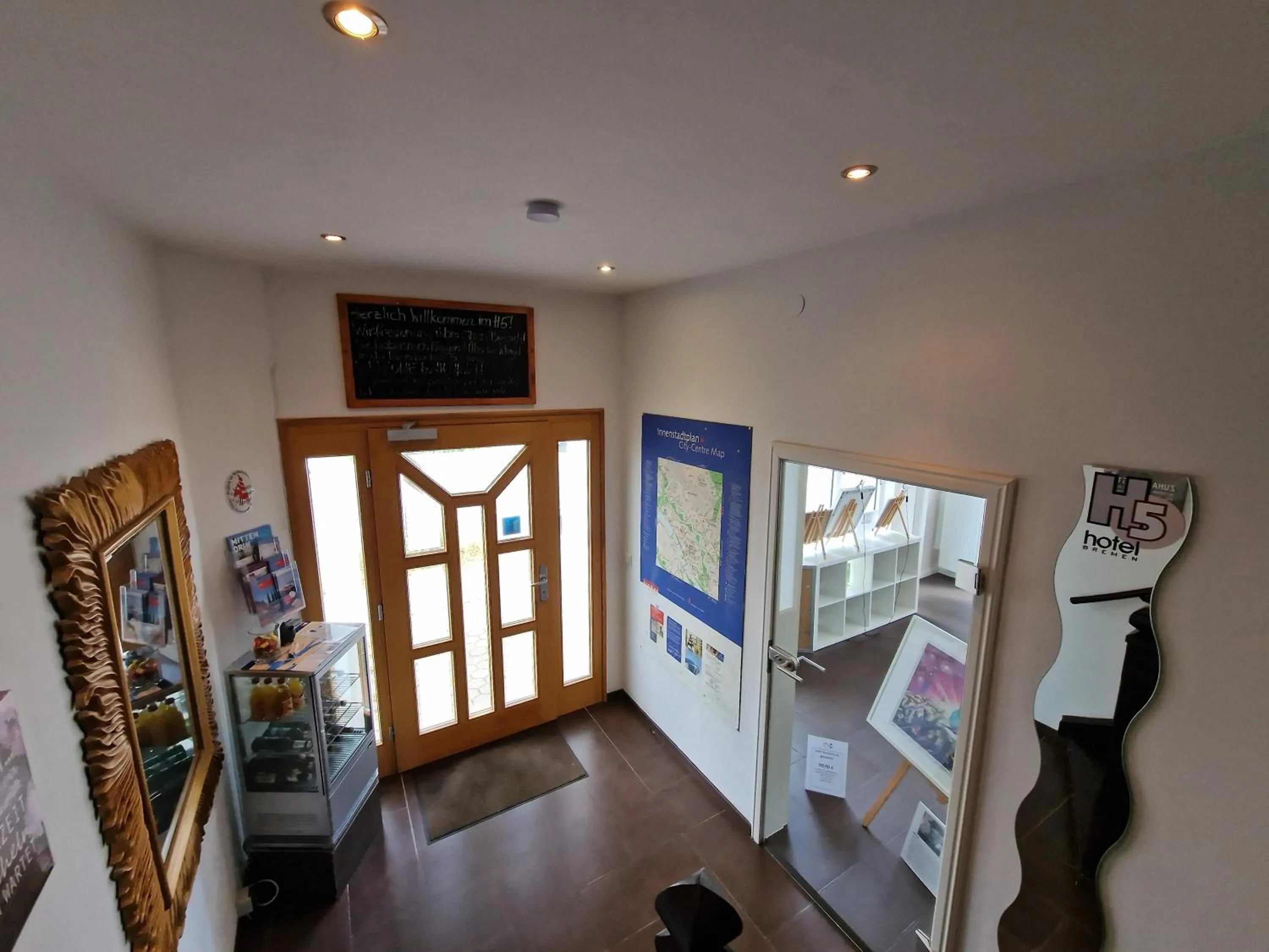 Facade/entrance, Bed in H5 Hotel Bremen