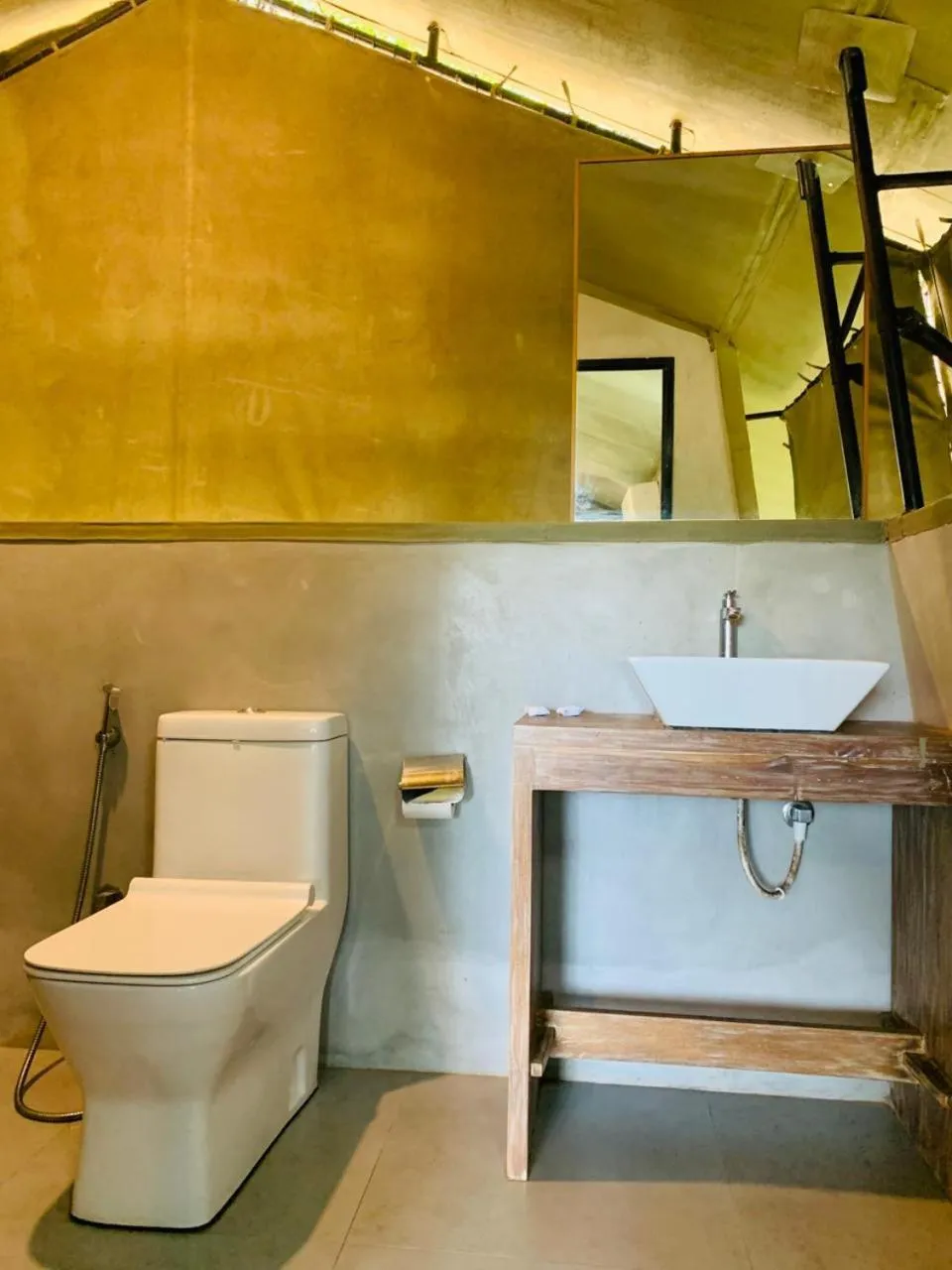 Bathroom in Ele Camp Udawalawe