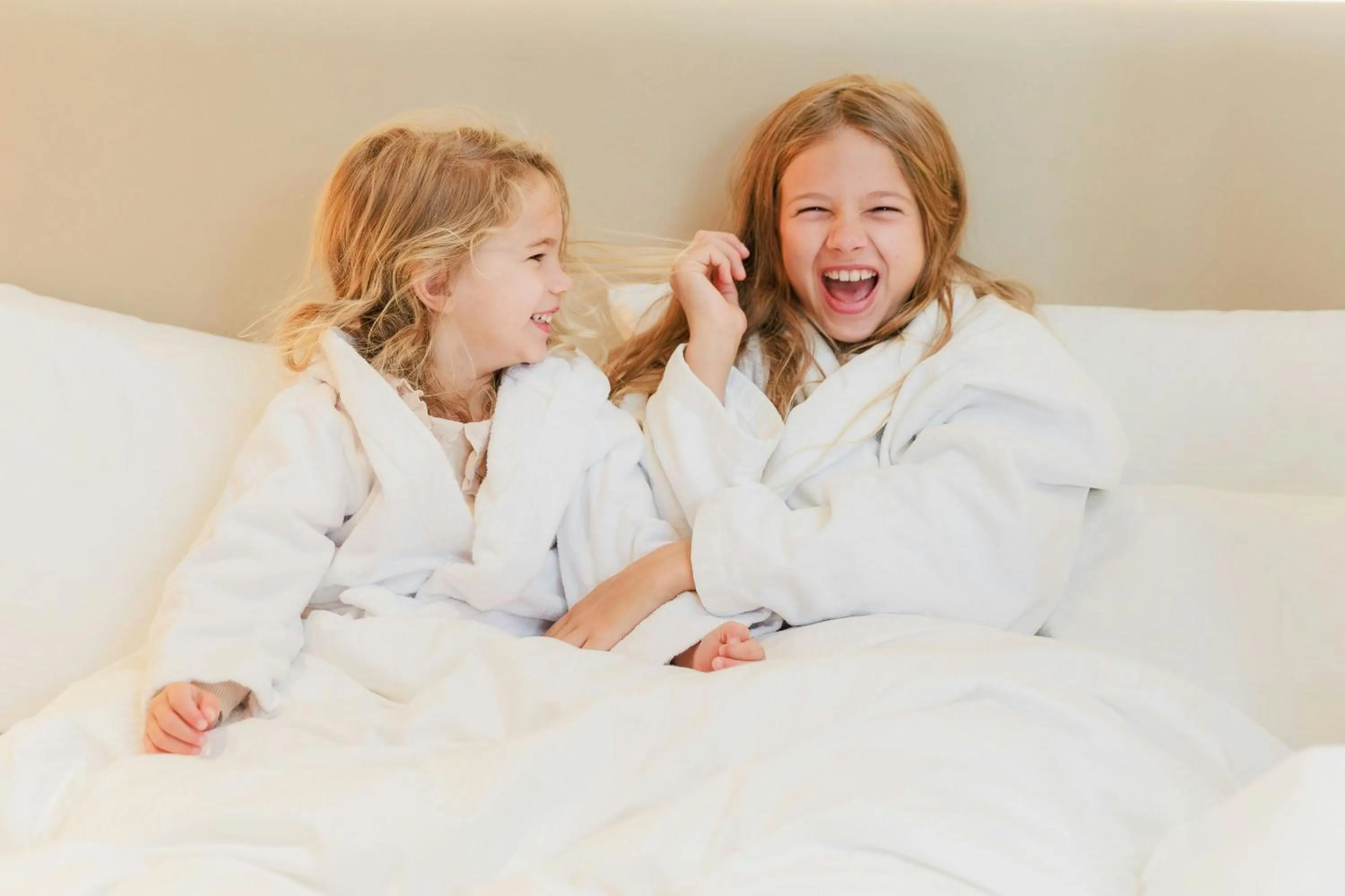 Photo of the whole room, Bed in The Ritz-Carlton, Vienna