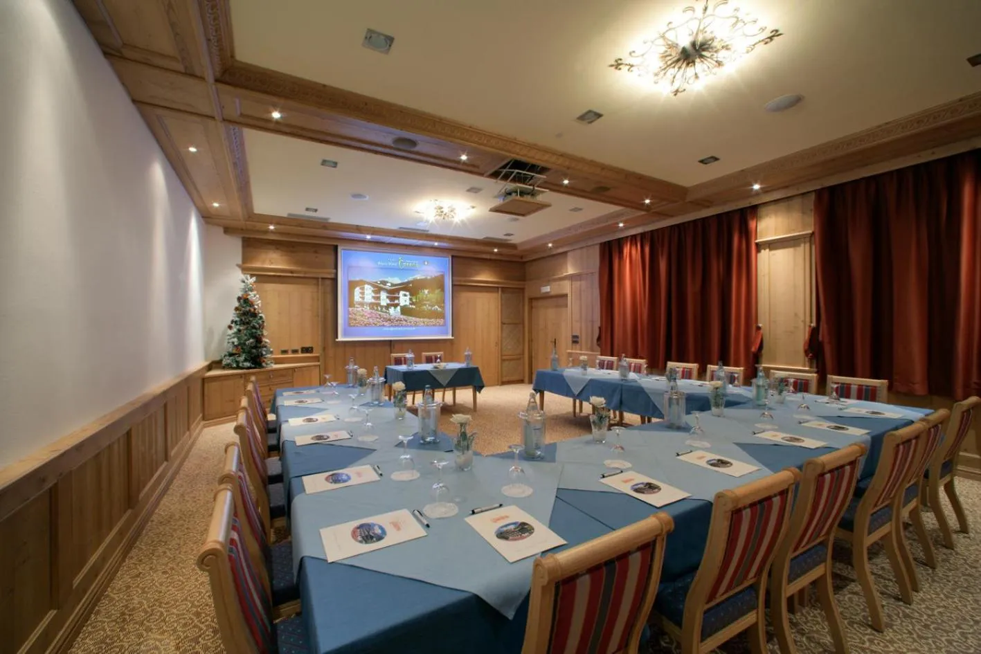 Meeting/conference room in Alpen Hotel Corona