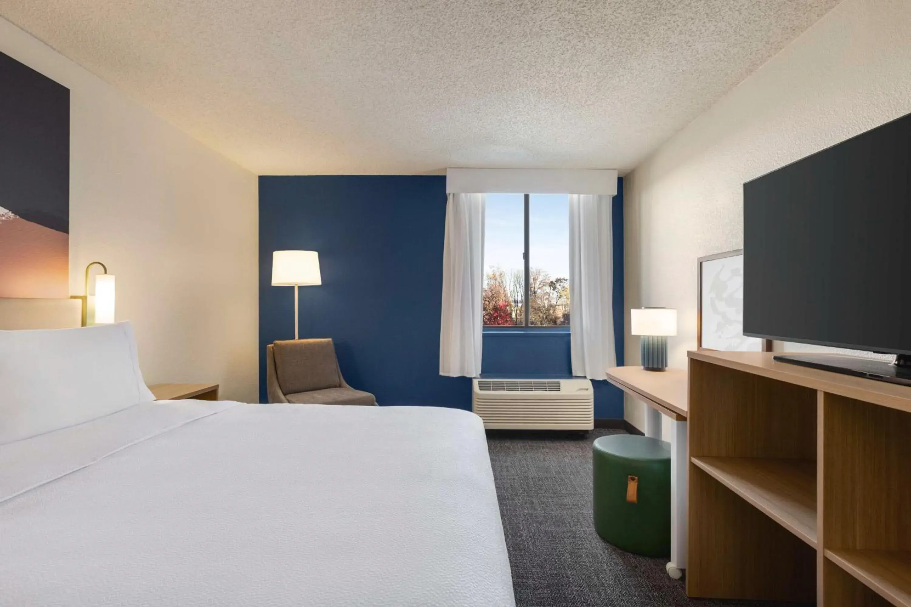 Bed in Spark By Hilton Germantown Washington Dc North Bed in Spark By Hilton Germantown Washington Dc North