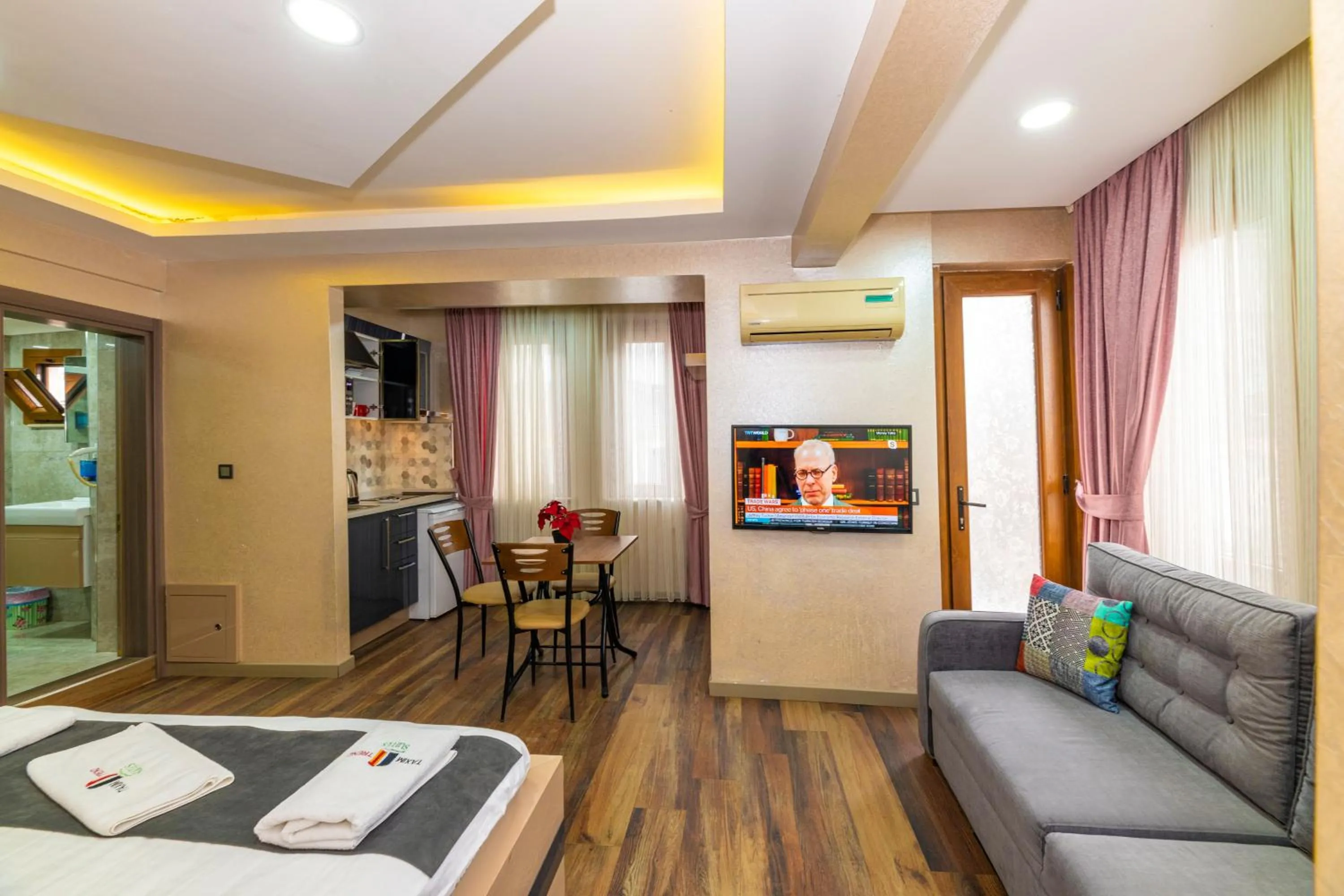 TV and multimedia in Butterfly House