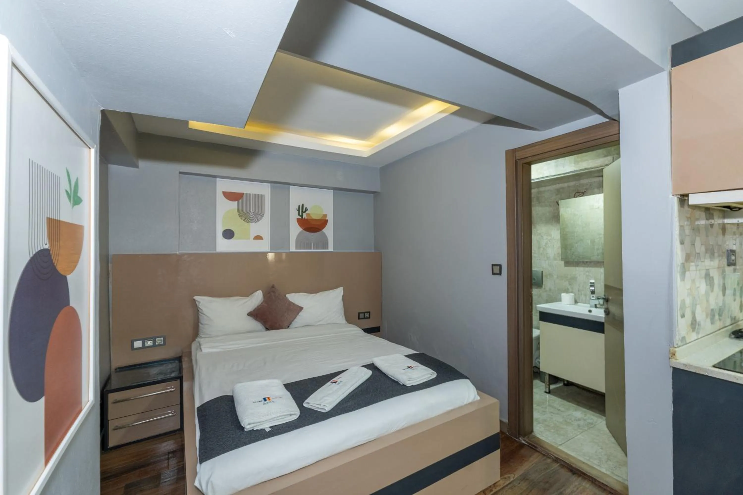 Bed in Butterfly House