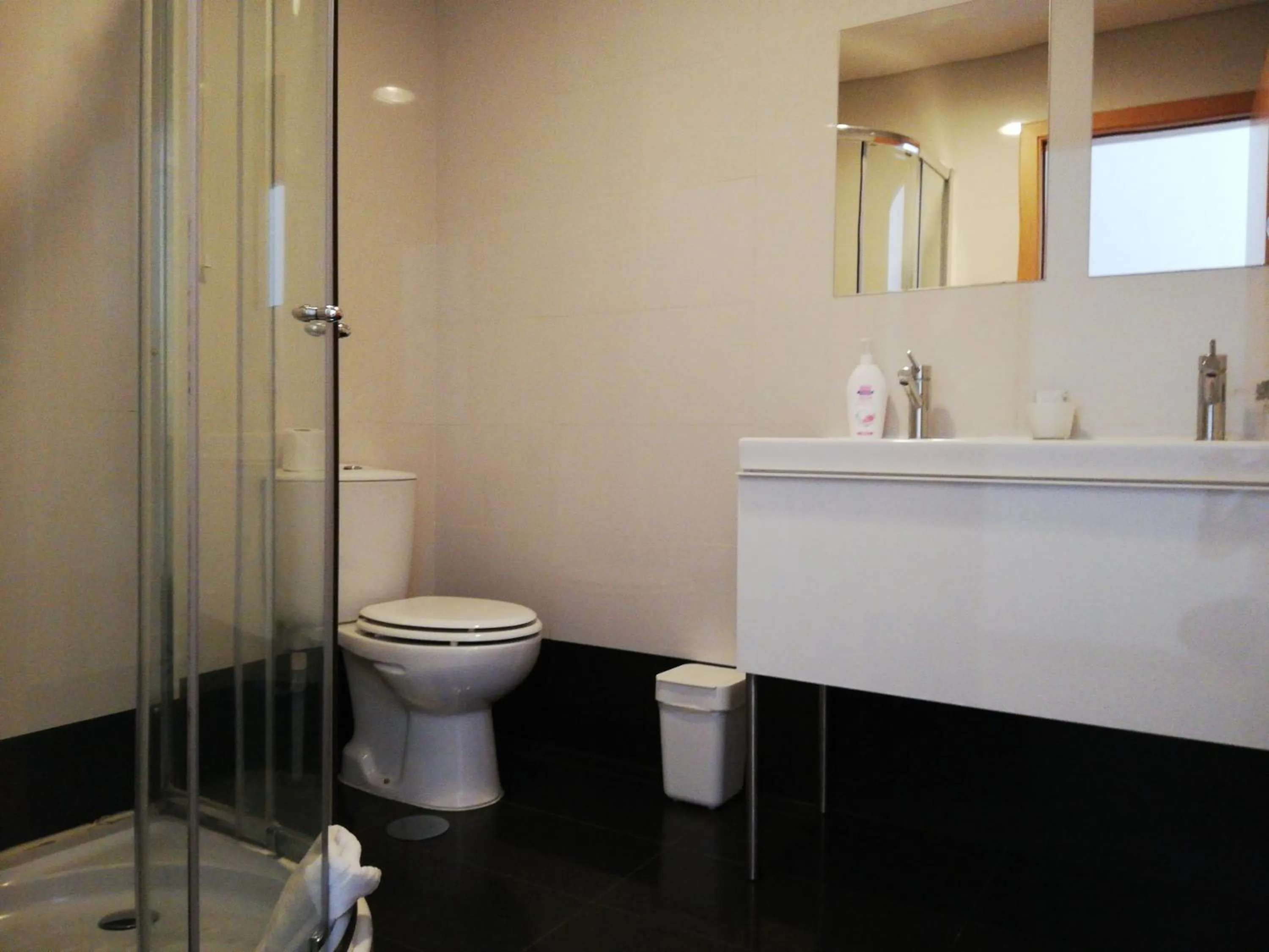 Bathroom in Alojamento Local Verde e Mar