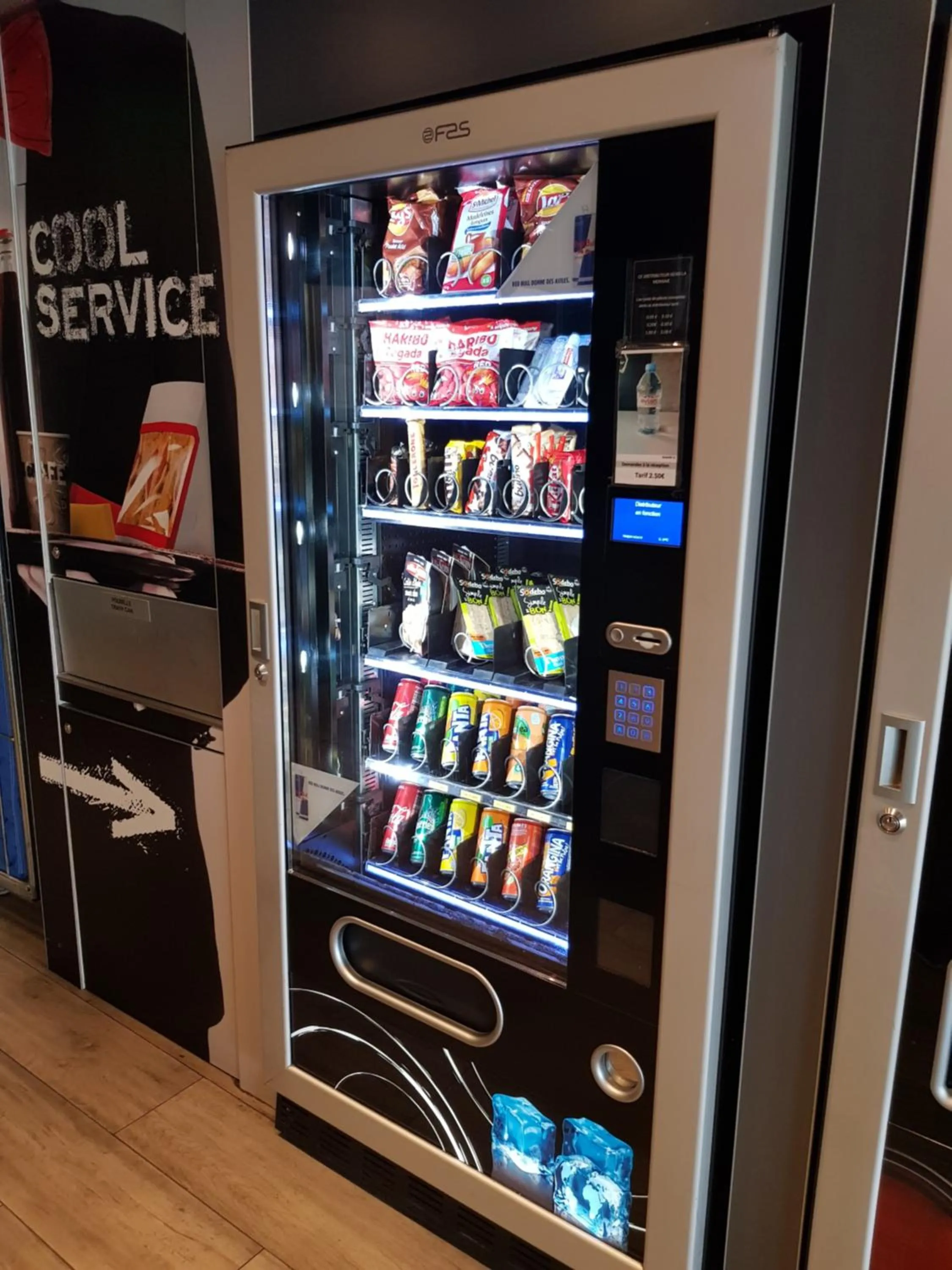 Drinks in Ibis Budget Marseille Vitrolles