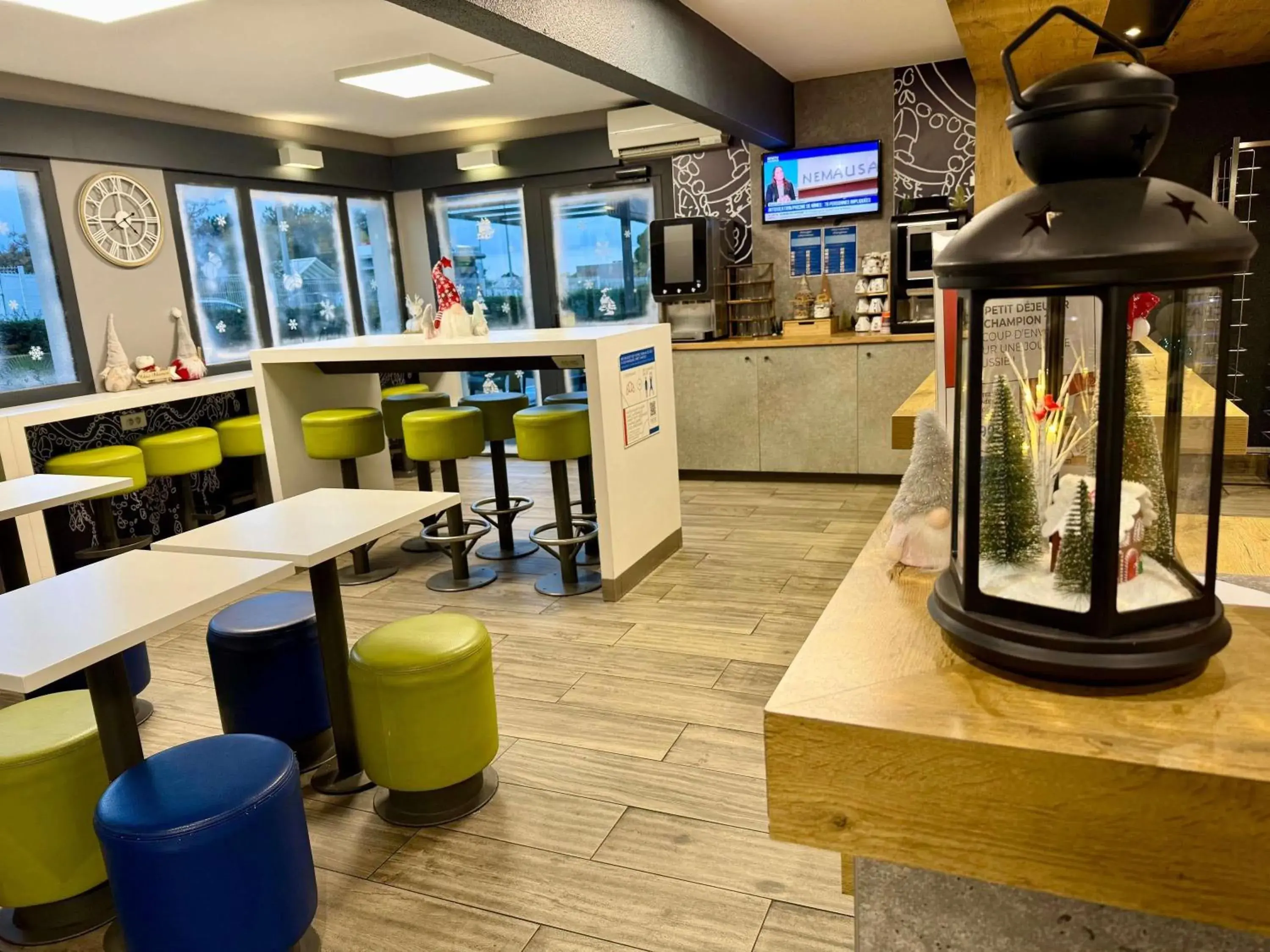 Property building in Ibis Budget Marseille Vitrolles Property building in Ibis Budget Marseille Vitrolles