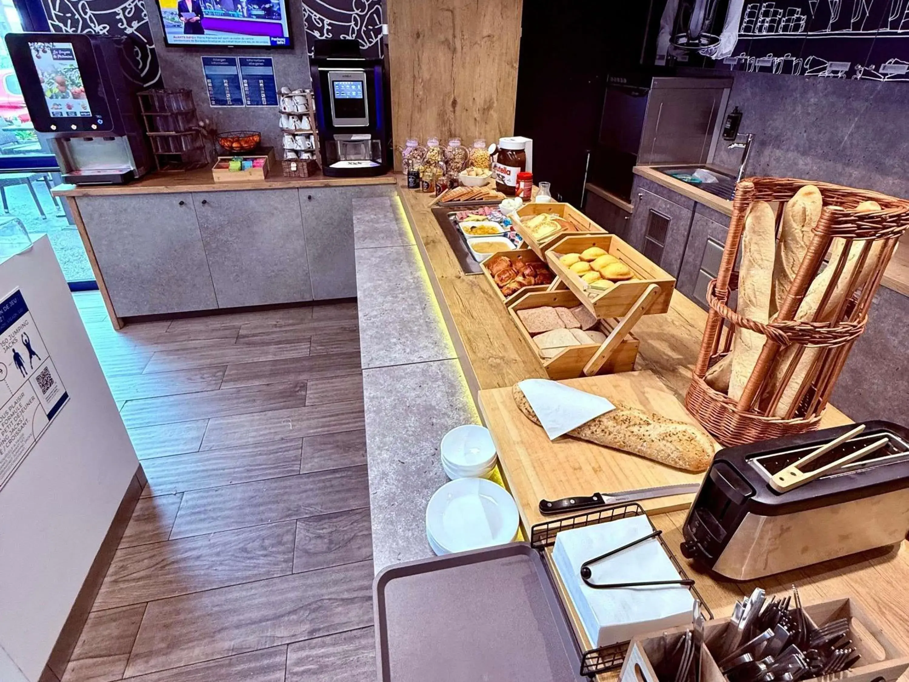 Breakfast in Ibis Budget Marseille Vitrolles Breakfast in Ibis Budget Marseille Vitrolles