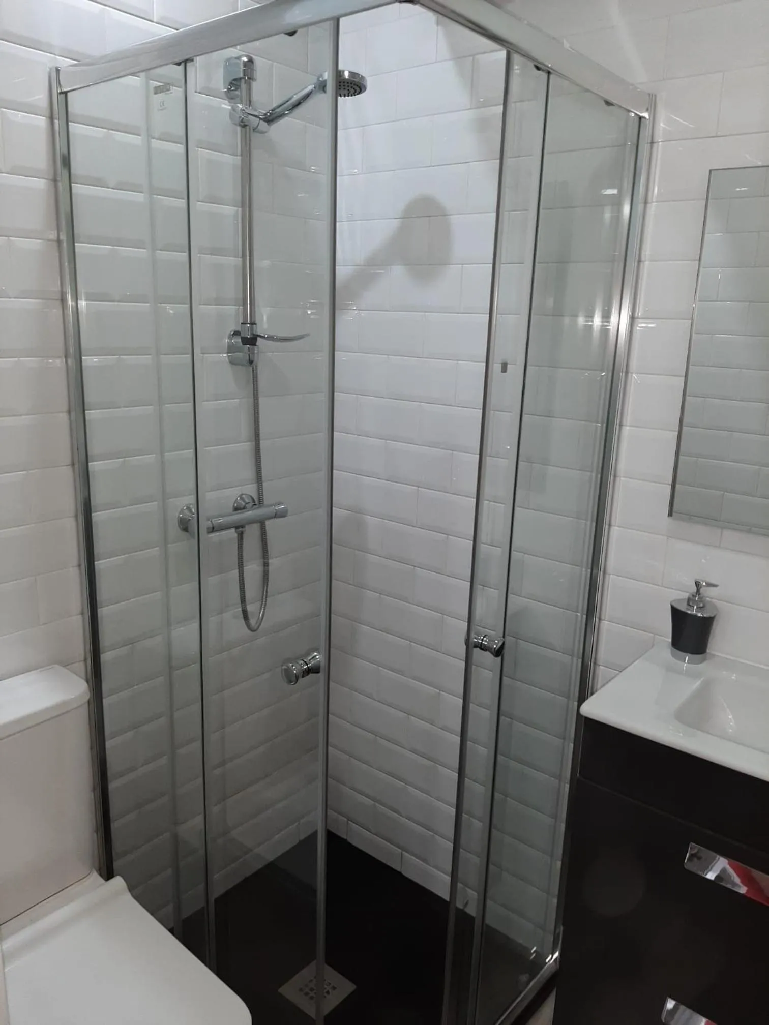 Shower in Ever House - ALCALA AIRE Gran TERRAZA ROOFTOP
