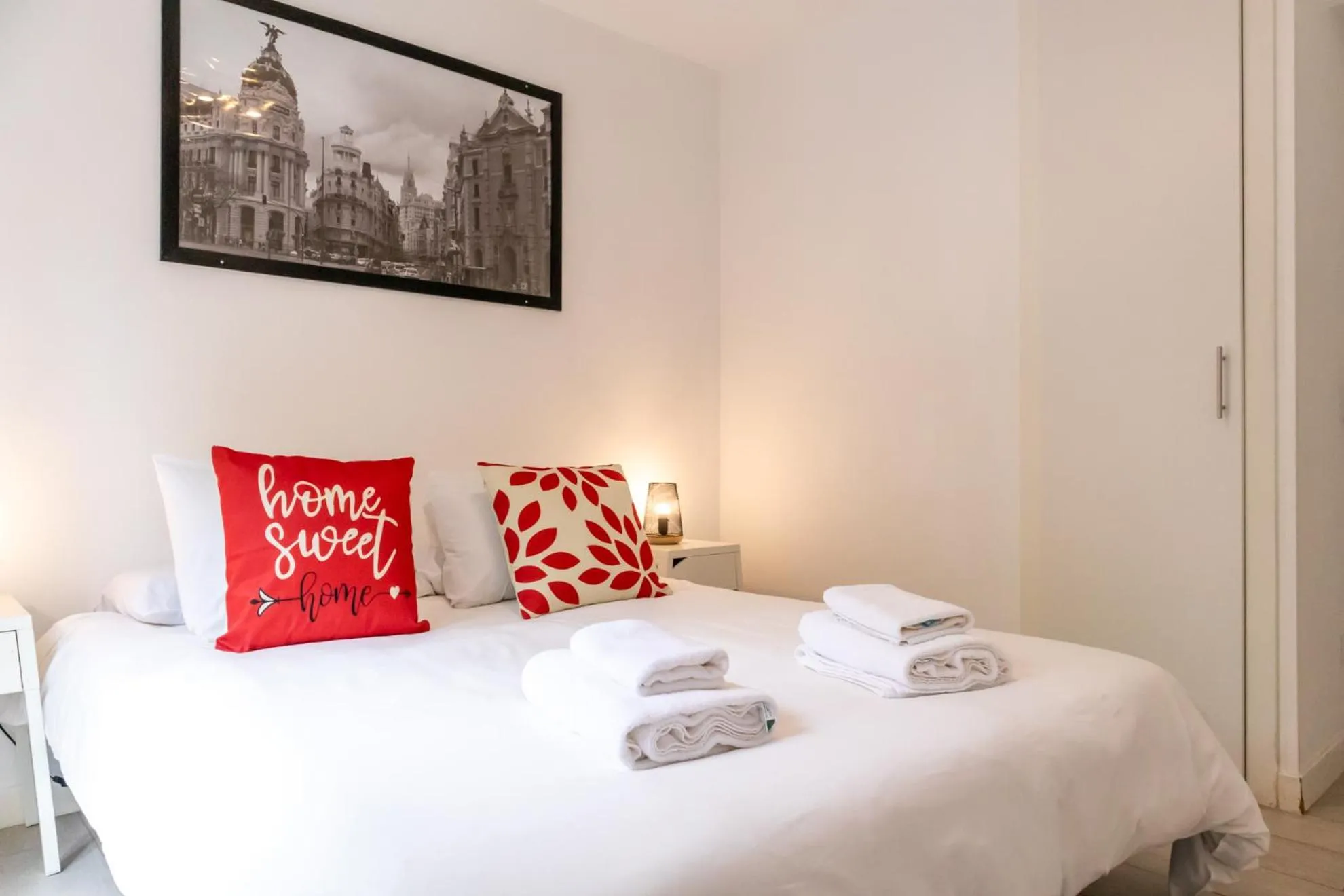 Bed in Ever House - ALCALA AIRE Gran TERRAZA ROOFTOP