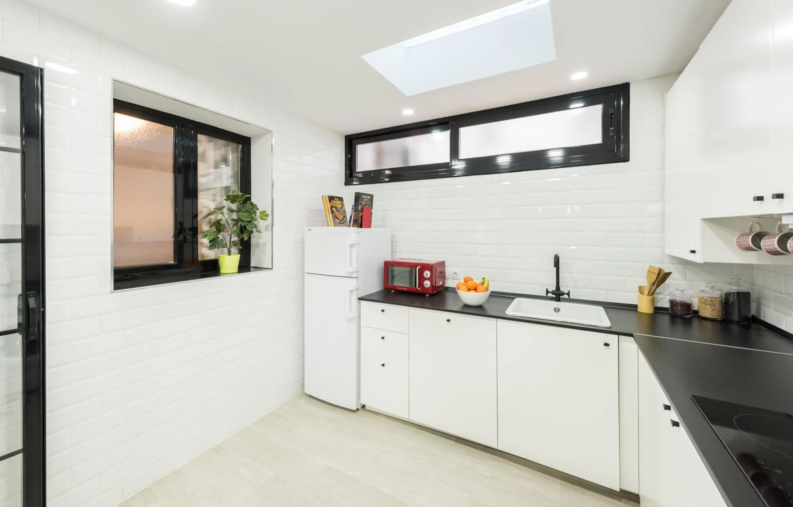 Kitchen or kitchenette in Ever House - ALCALA AIRE Gran TERRAZA ROOFTOP