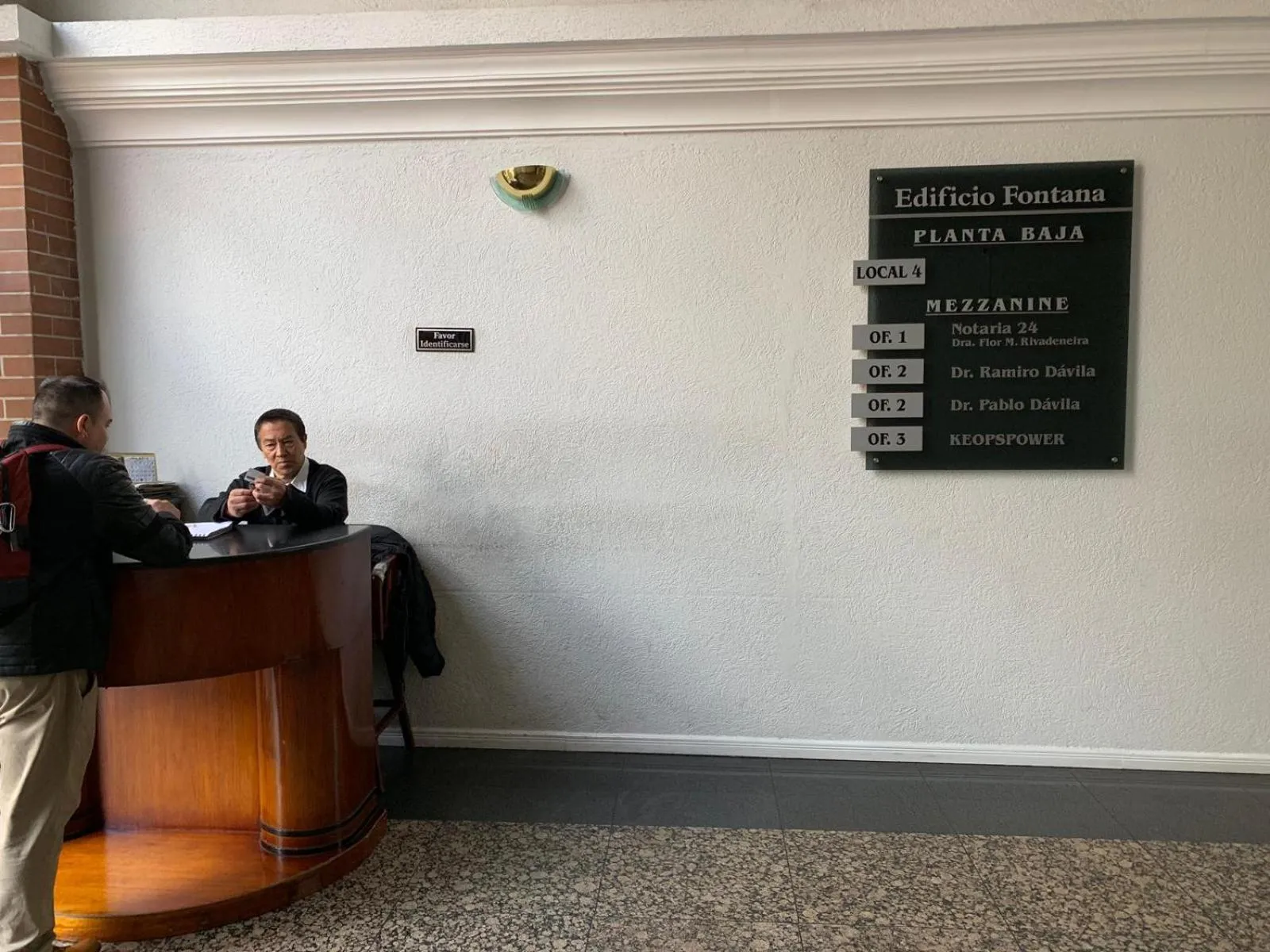 People in EDIFICIO LA FONTANA - SECTOR LA CAROLINA