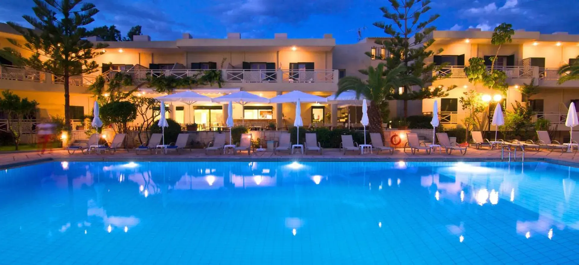 Swimming pool in Solimar Ruby Swimming pool in Solimar Ruby