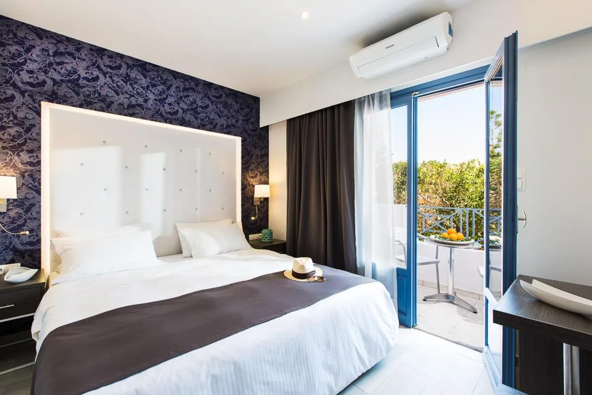 Bedroom in Solimar Ruby